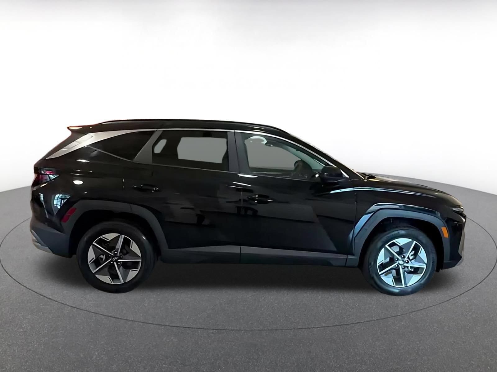 Thumbnail: 2026 Hyundai Tucson - 14