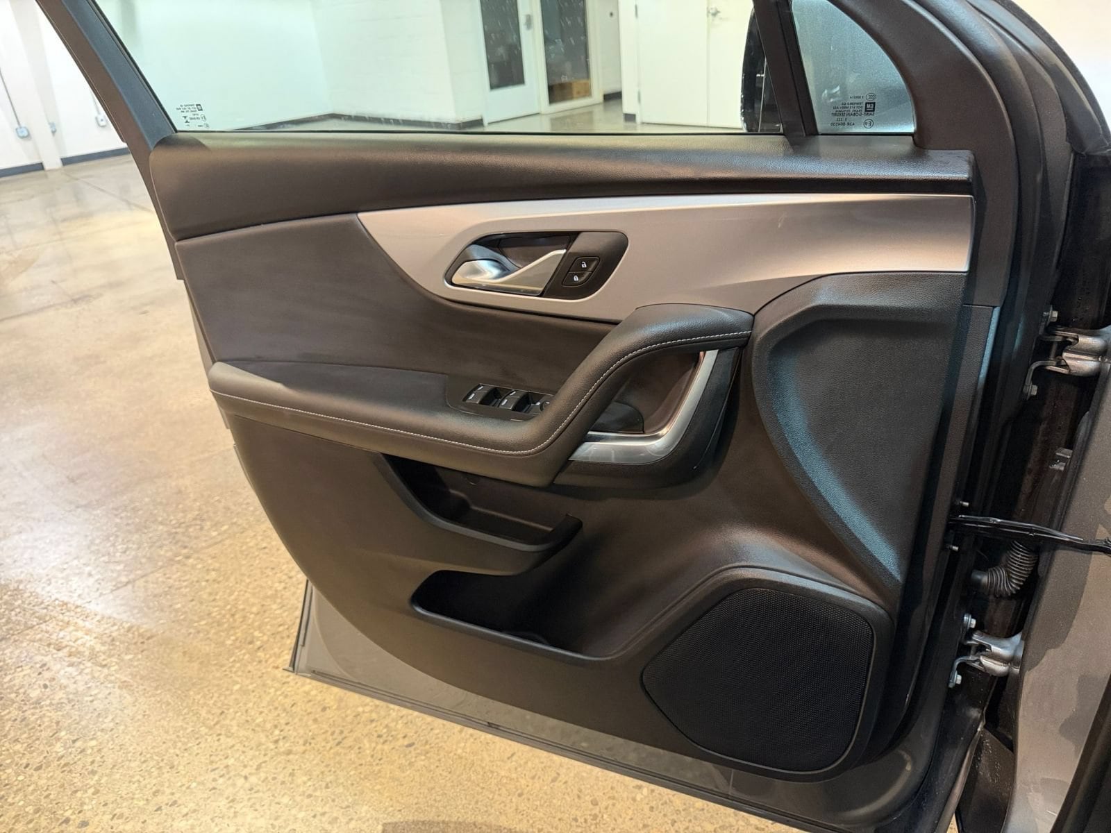 Thumbnail: 2026 Chevrolet Blazer - 18