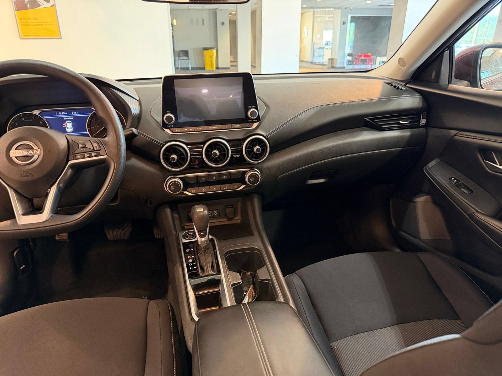 Thumbnail: 2025 Nissan Sentra - 33