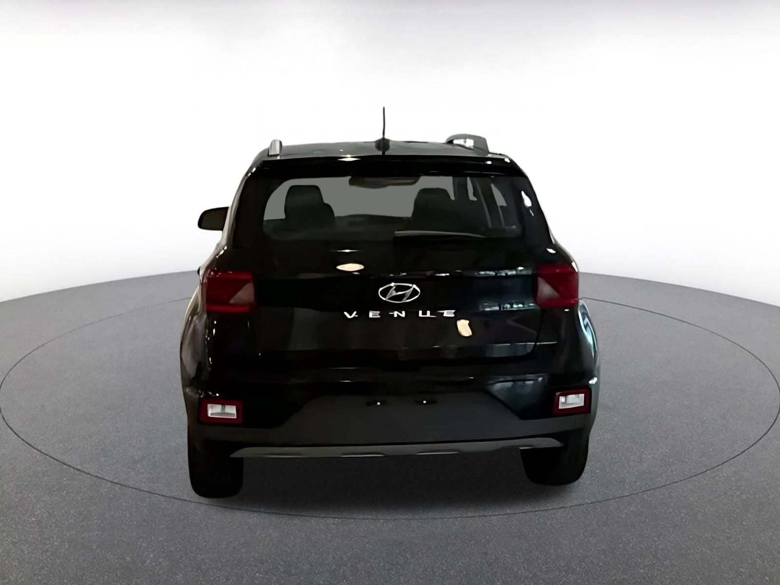 Thumbnail: 2026 Hyundai Venue - 12