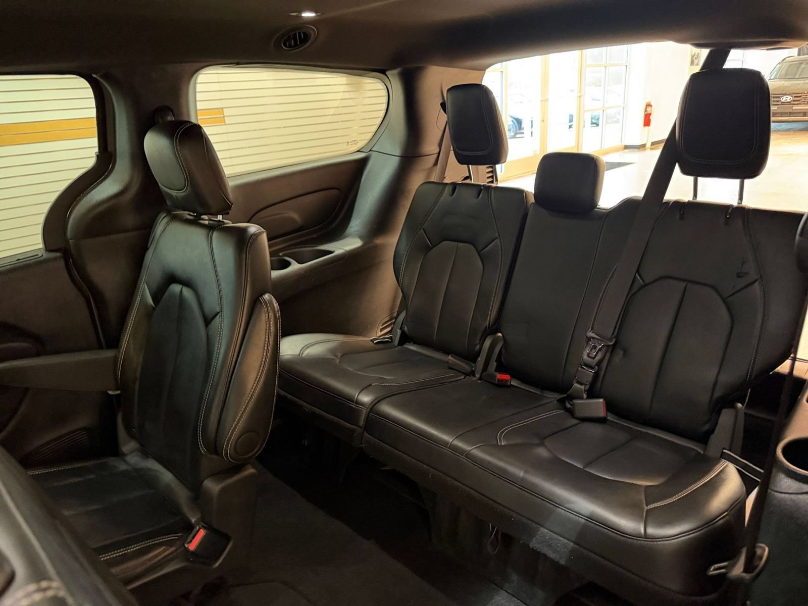 Thumbnail: 2025 Chrysler Pacifica - 29