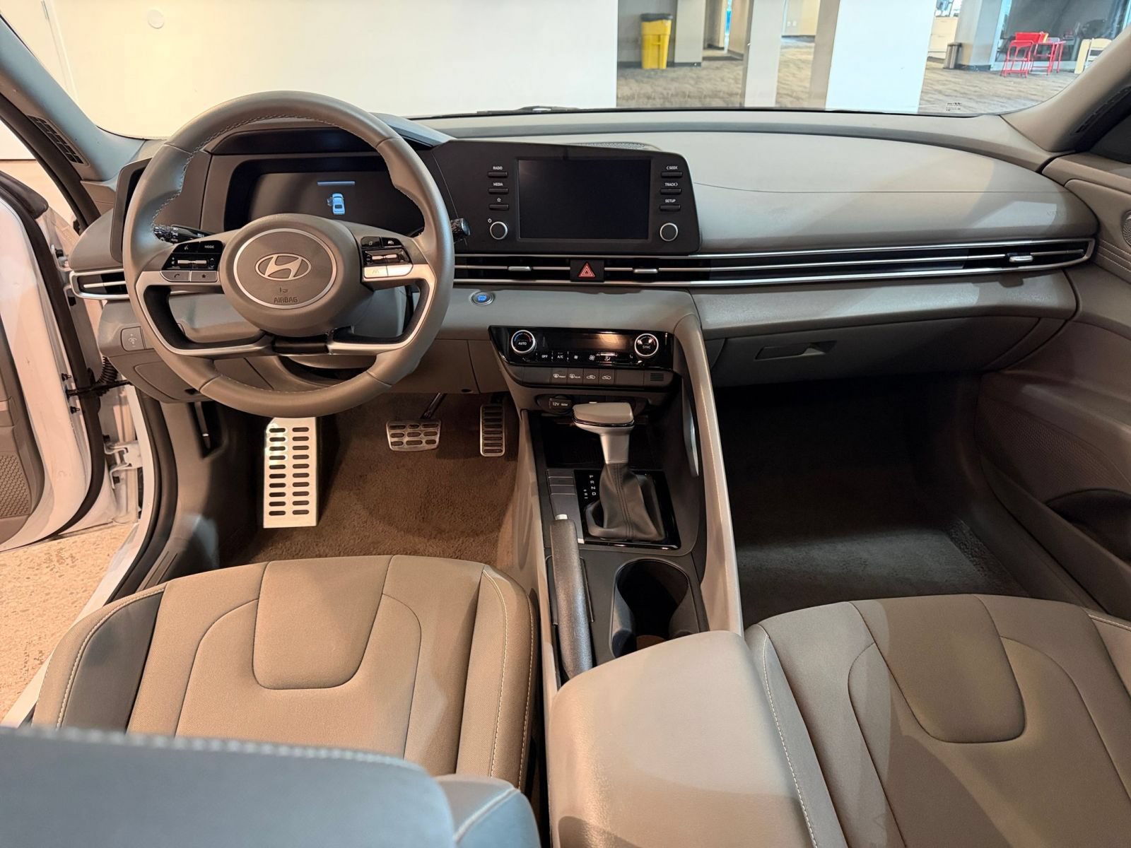 Thumbnail: 2026 Hyundai Elantra - 31