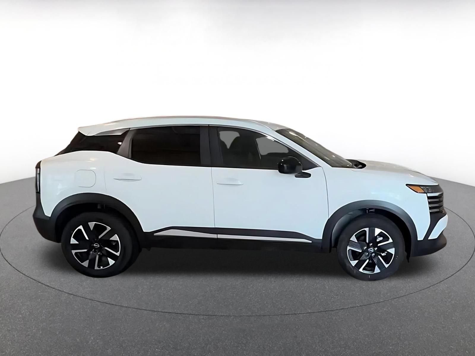 Thumbnail: 2026 Nissan Kicks - 14