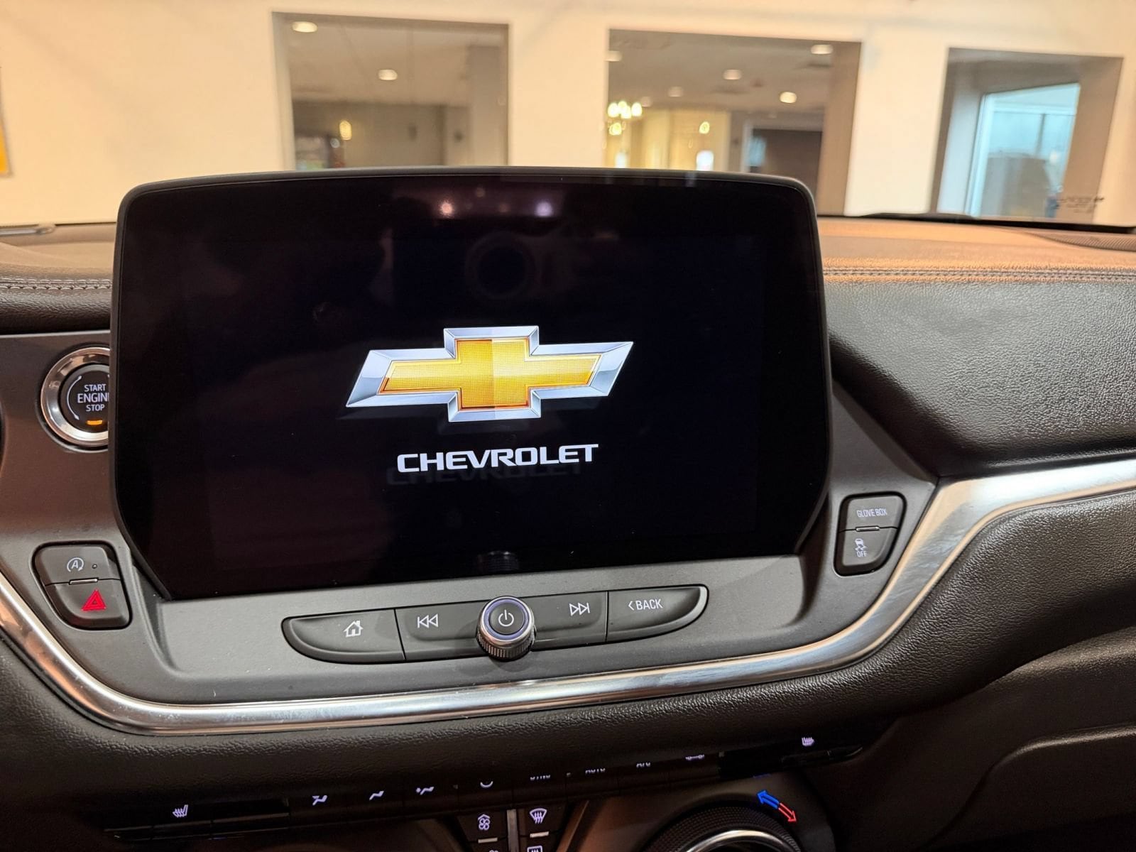 Thumbnail: 2026 Chevrolet Blazer - 19