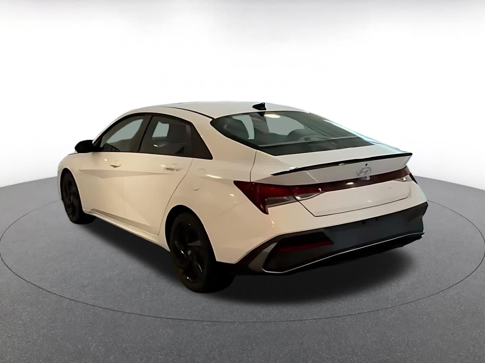 Thumbnail: 2026 Hyundai Elantra - 6