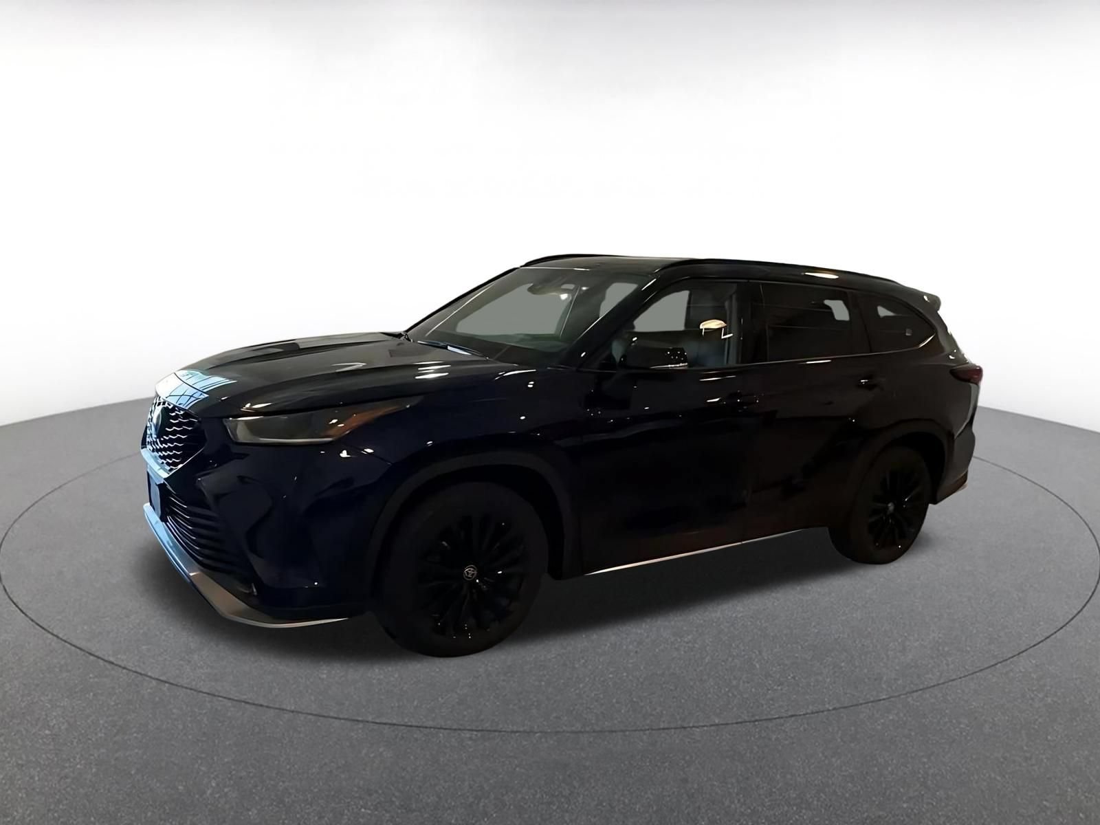 Thumbnail: 2025 Toyota Highlander - 7