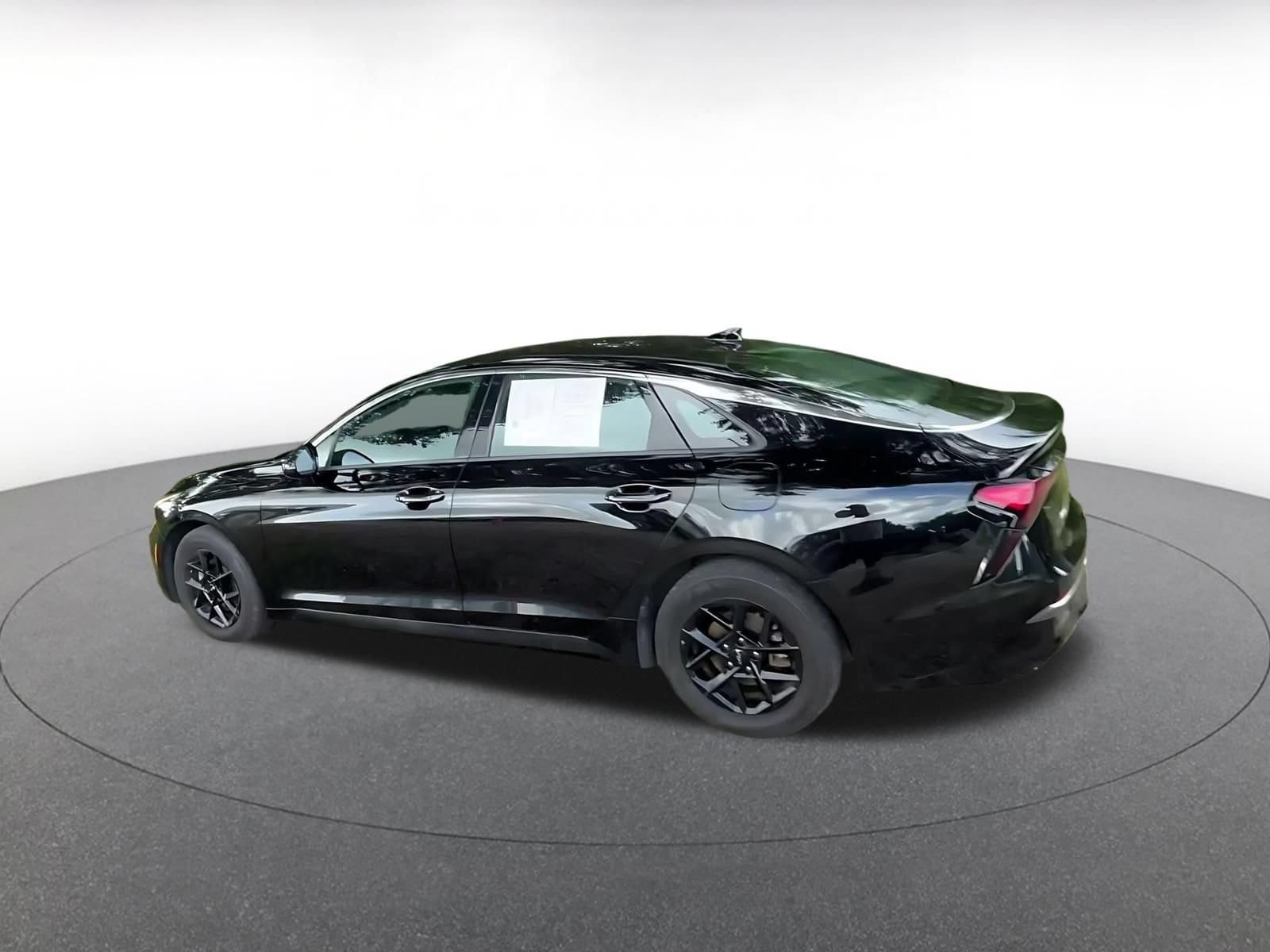 Thumbnail: 2025 Kia K5 - 9