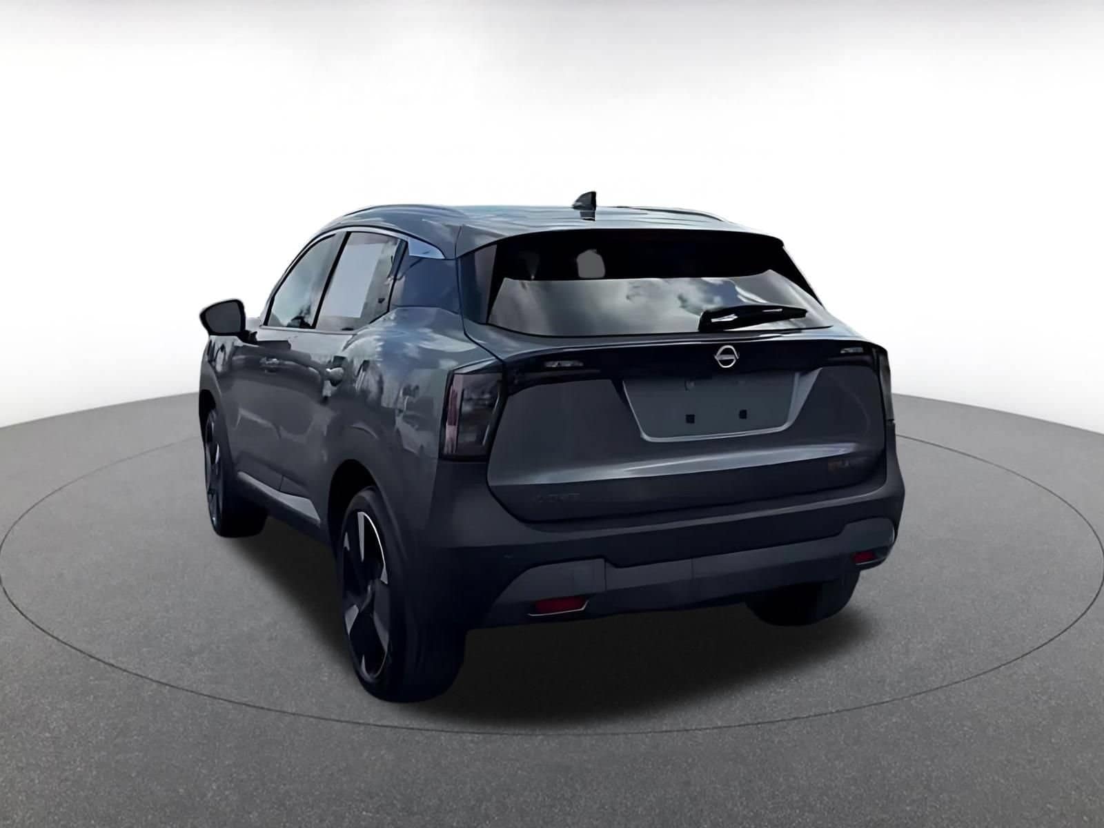 Thumbnail: 2026 Nissan Kicks - 10