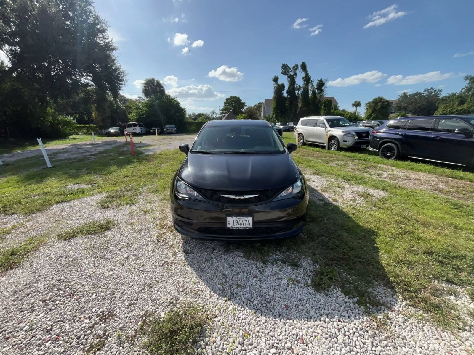 Thumbnail: 2023 Chrysler Voyager - 5