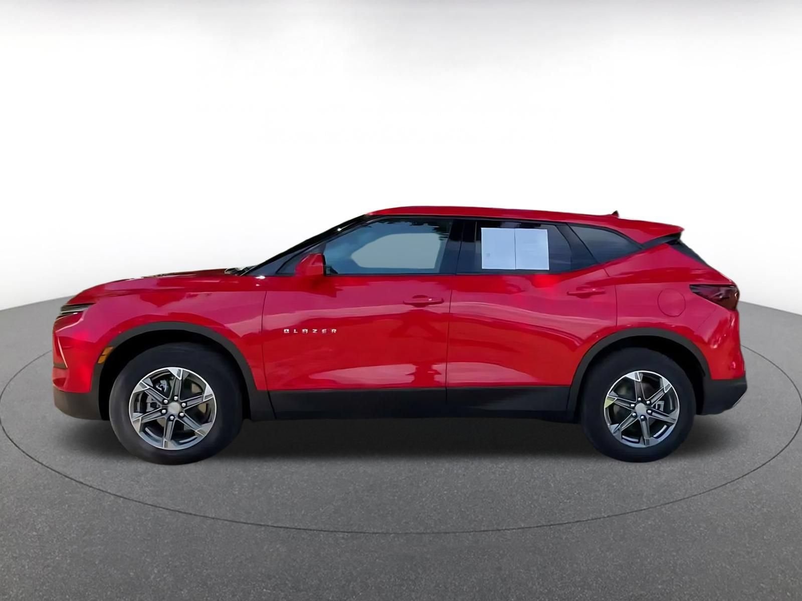 Thumbnail: 2026 Chevrolet Blazer - 8