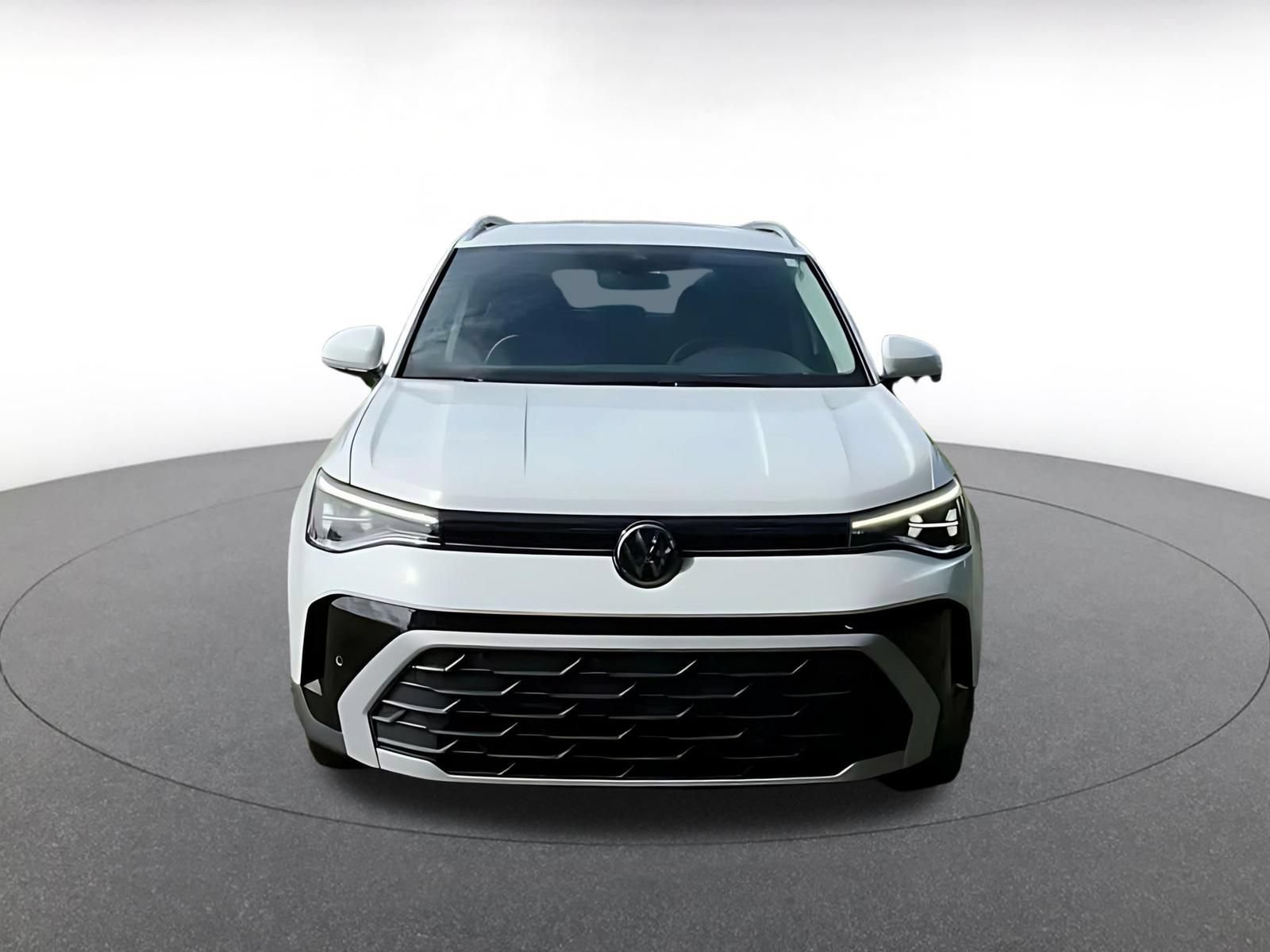 Thumbnail: 2025 Volkswagen Taos - 4
