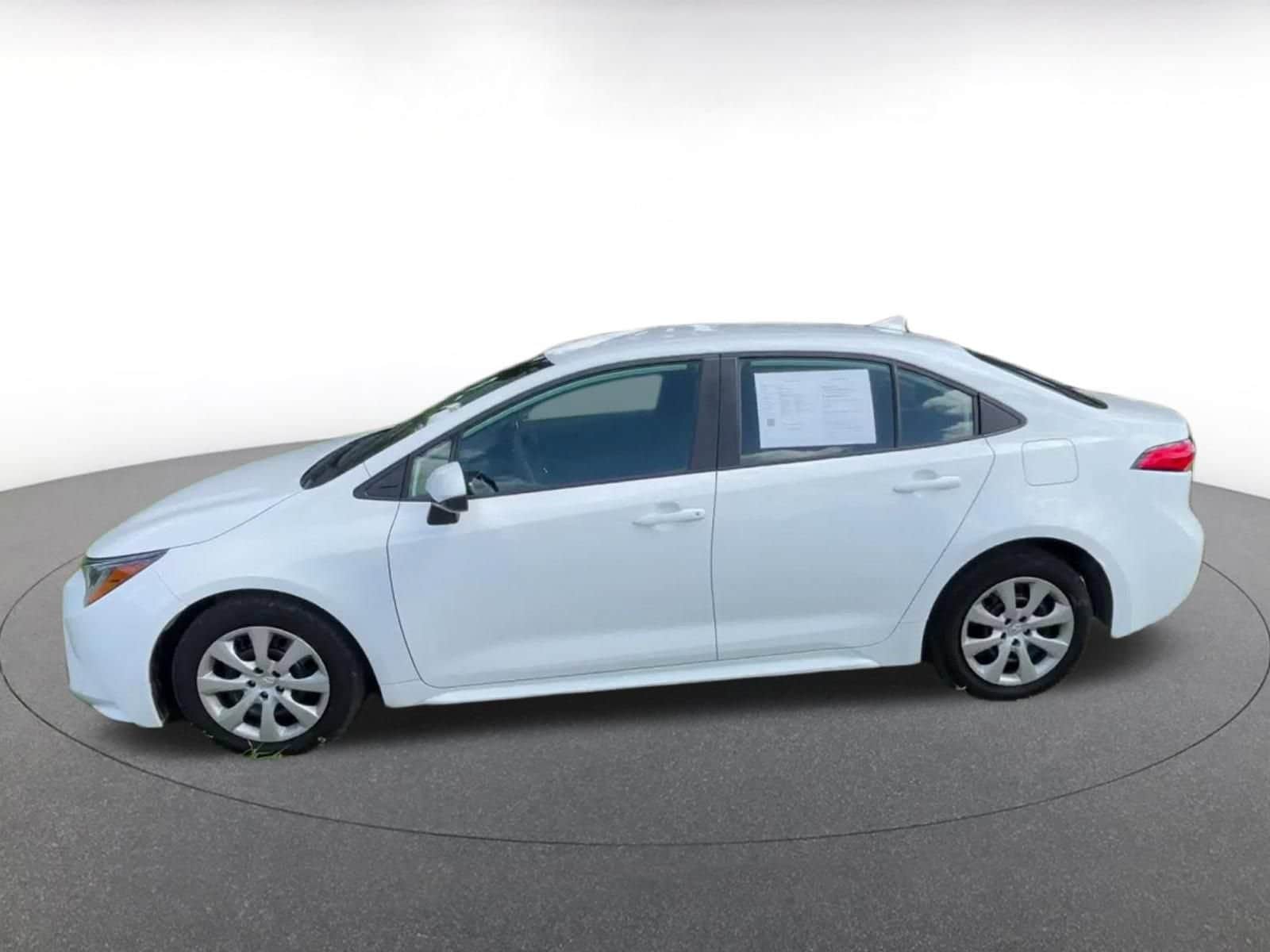 Thumbnail: 2025 Toyota Corolla - 8