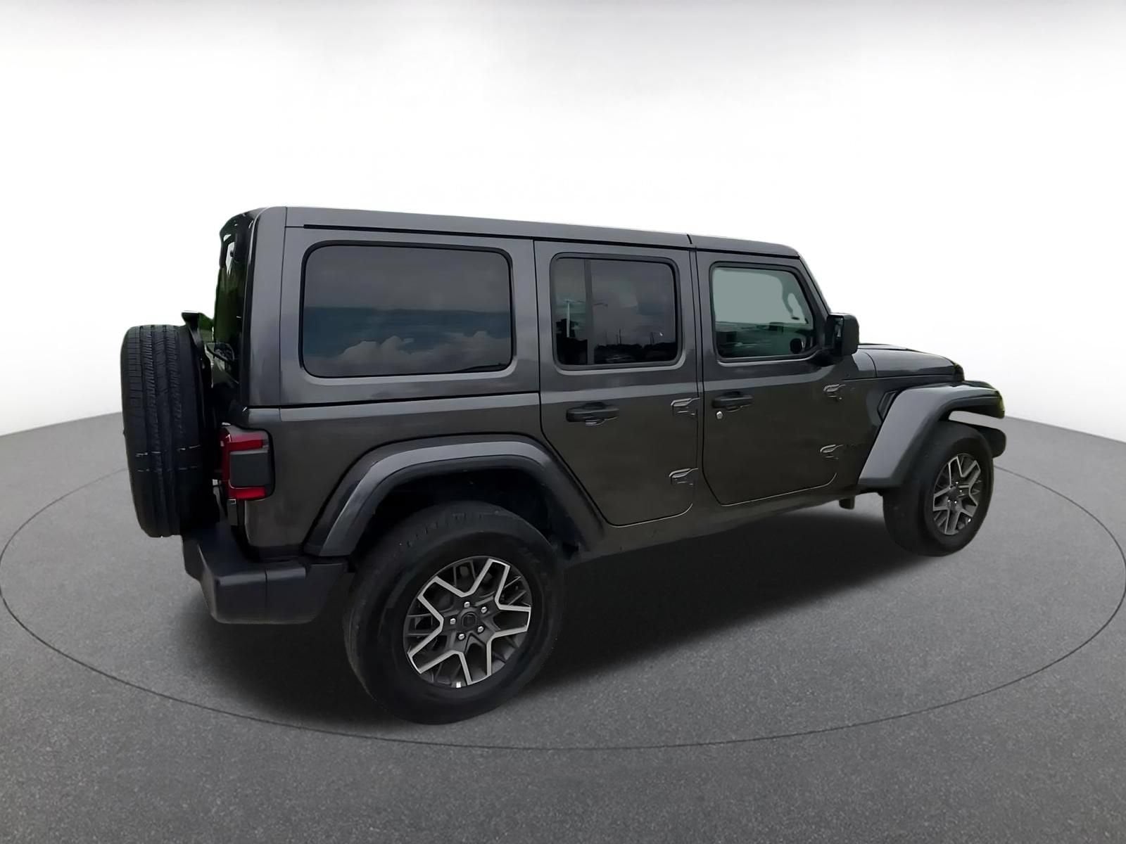 Thumbnail: 2025 Jeep Wrangler - 14