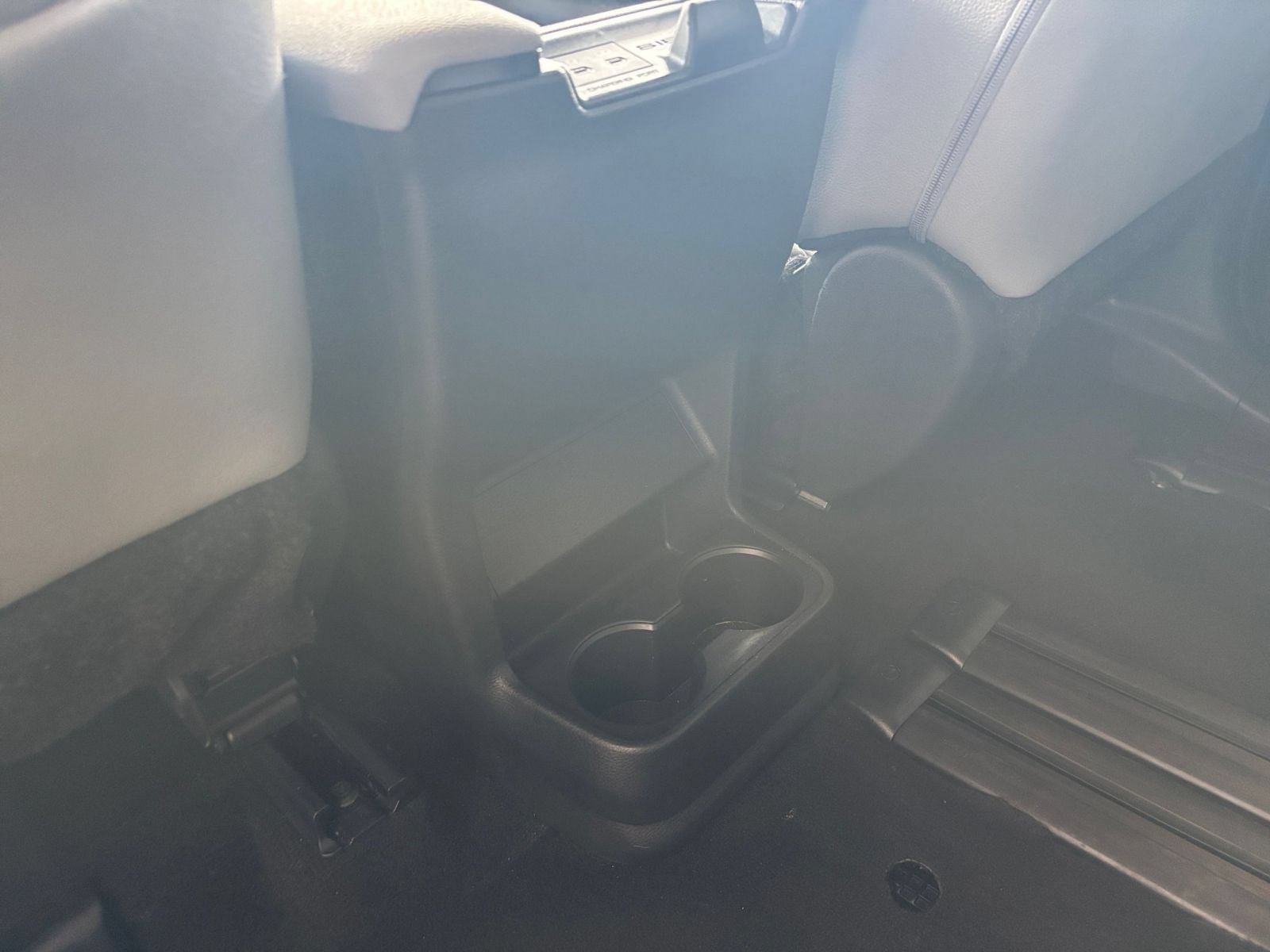 Thumbnail: 2025 Toyota Sienna - 25