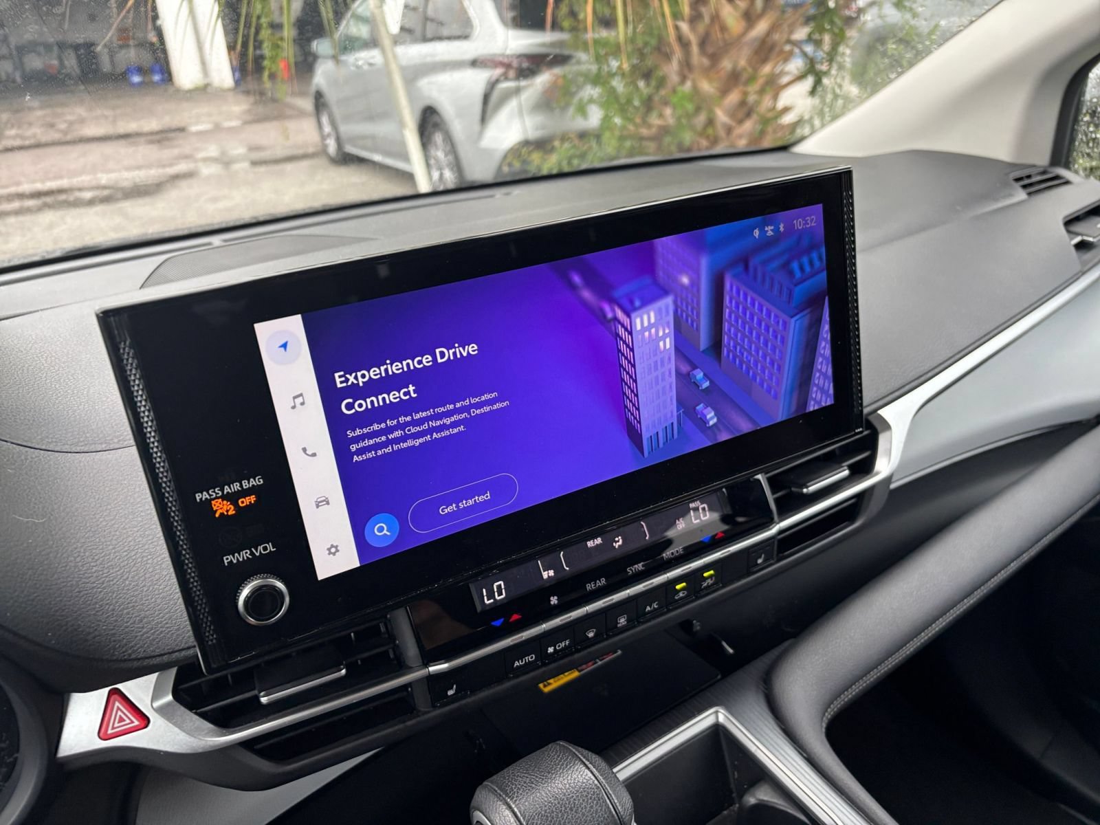 Thumbnail: 2025 Toyota Sienna - 19