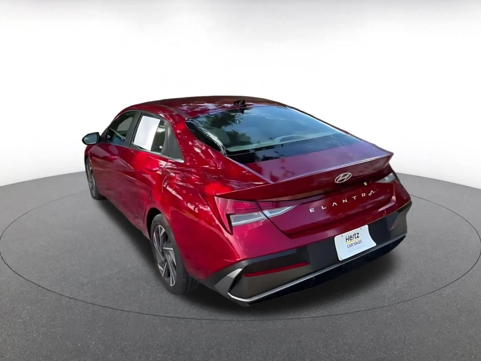 Thumbnail: 2025 Hyundai Elantra - 10