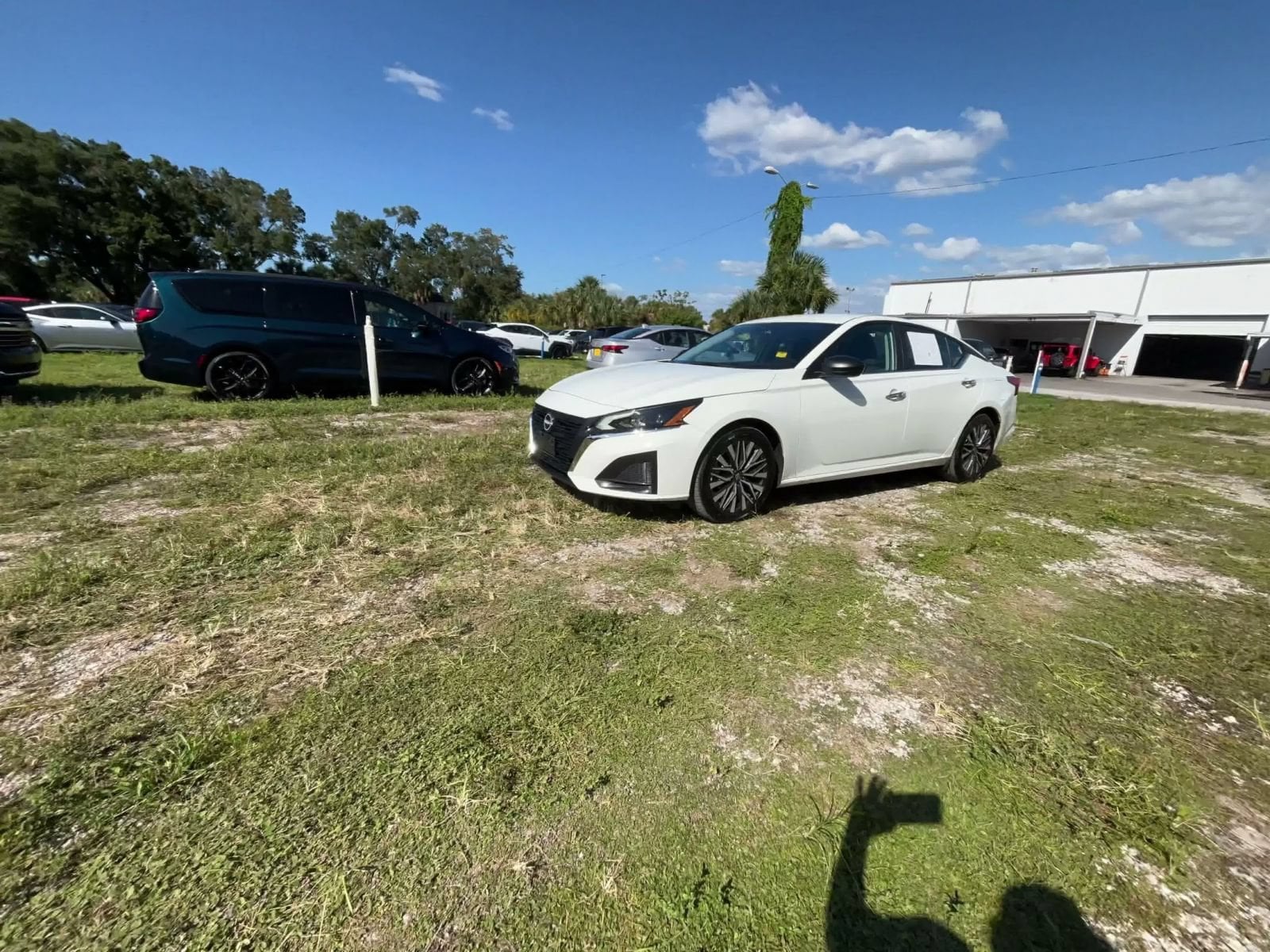 Thumbnail: 2025 Nissan Altima - 8