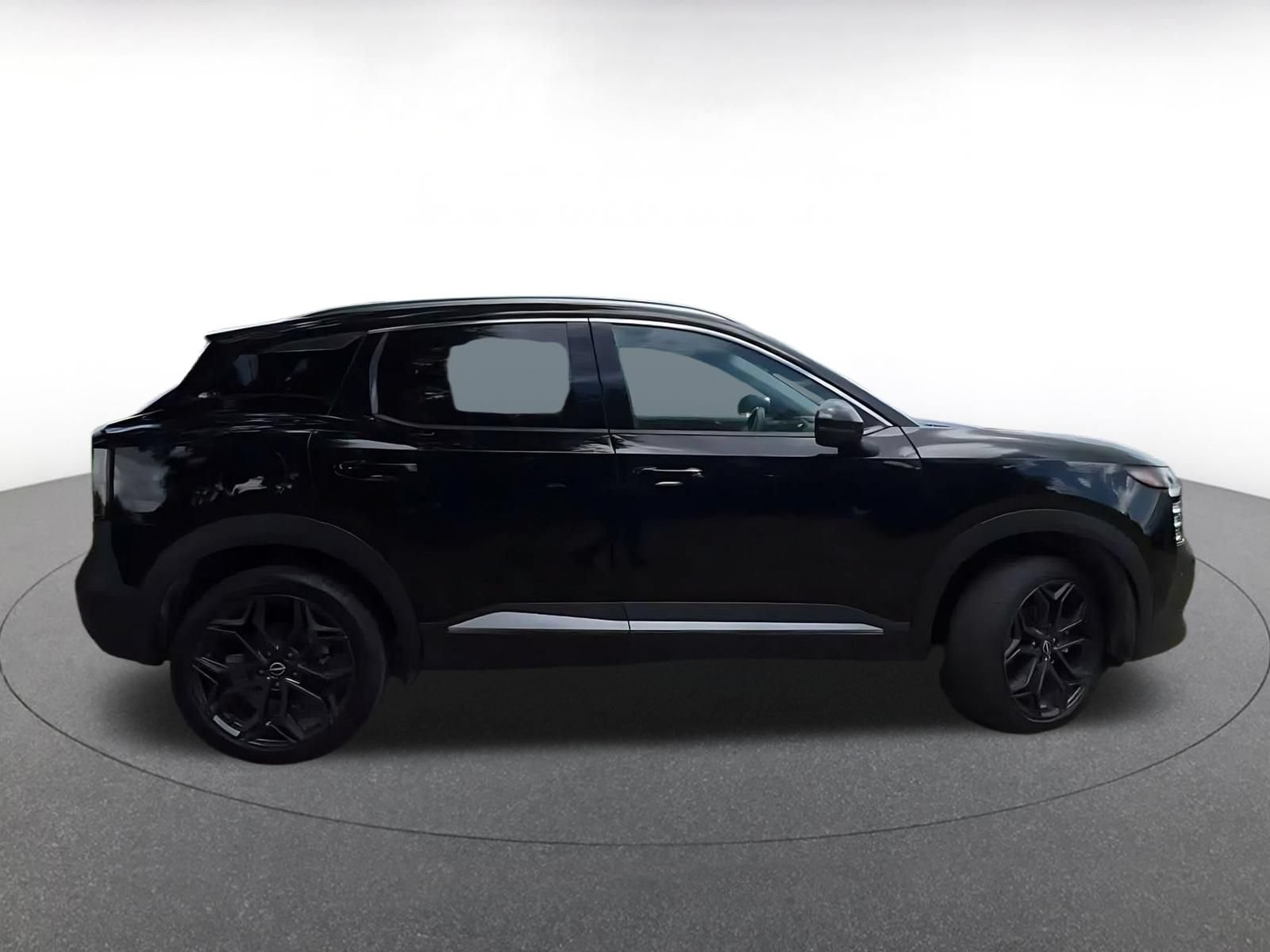 Thumbnail: 2026 Nissan Kicks - 15