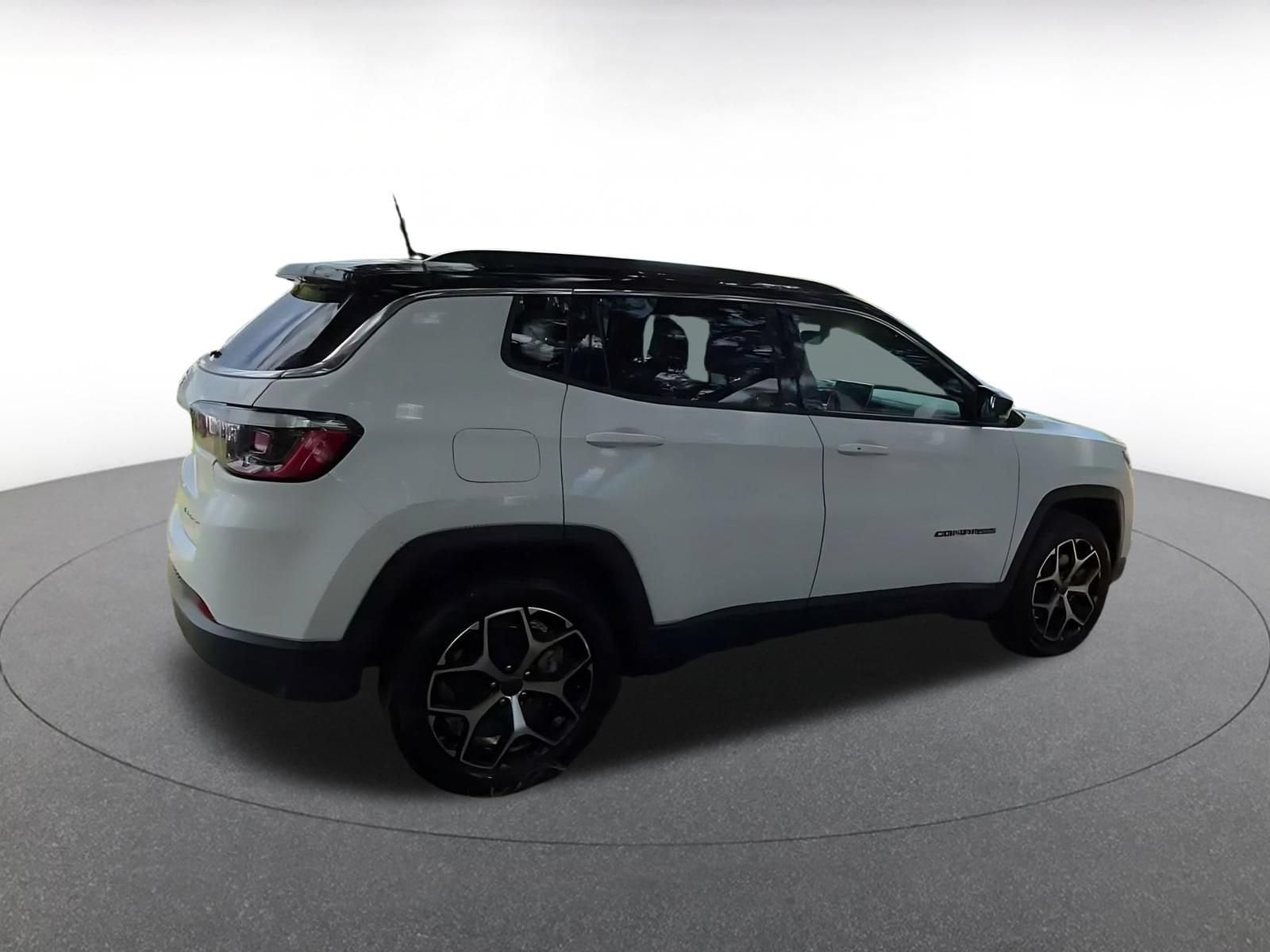 Thumbnail: 2025 Jeep Compass - 14