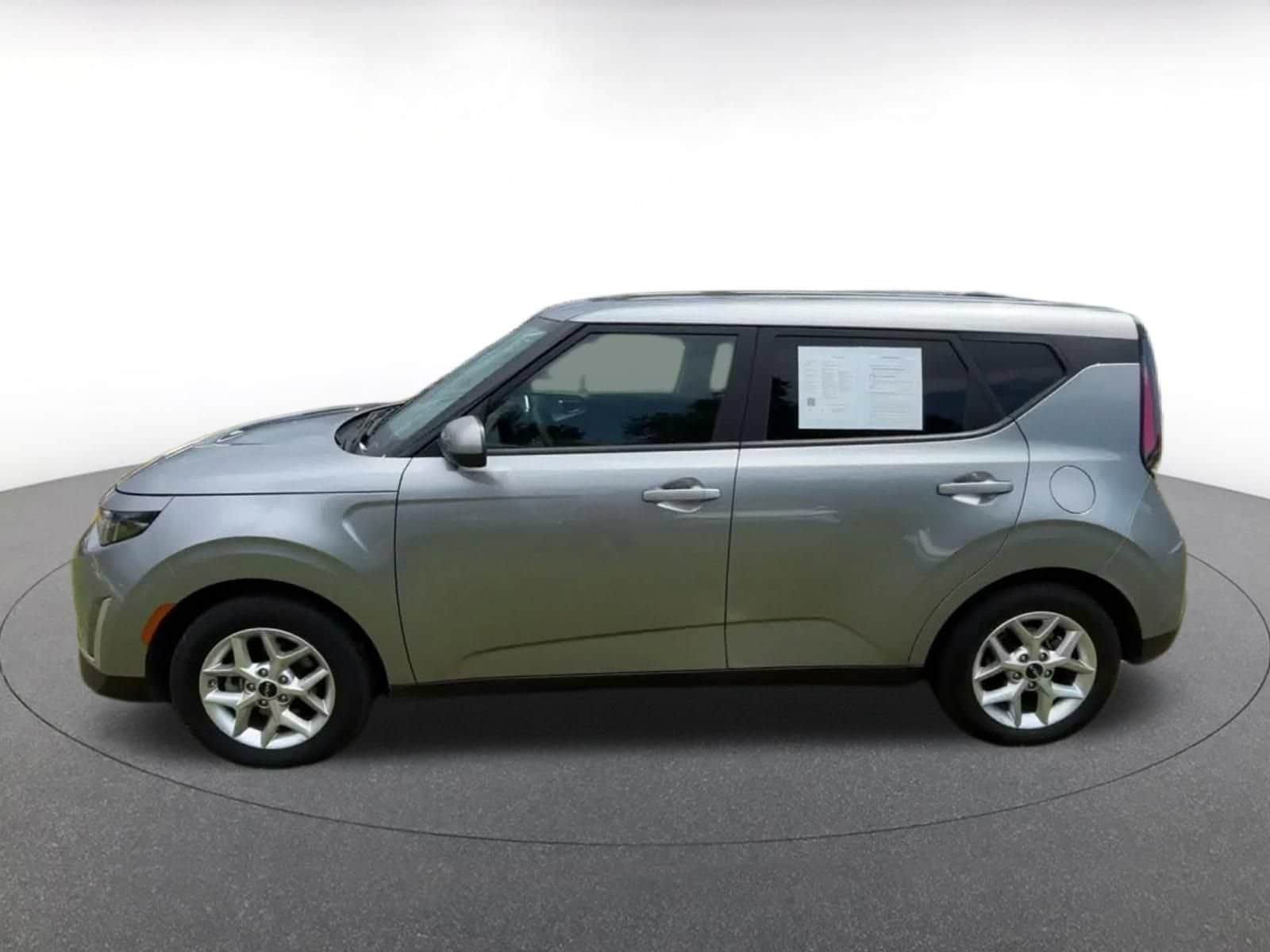 Thumbnail: 2025 Kia Soul - 8