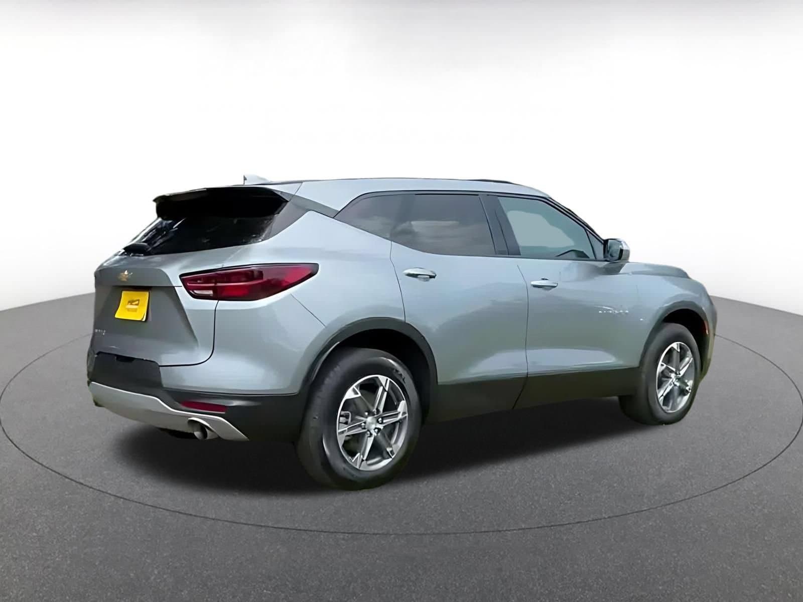 Thumbnail: 2026 Chevrolet Blazer - 15