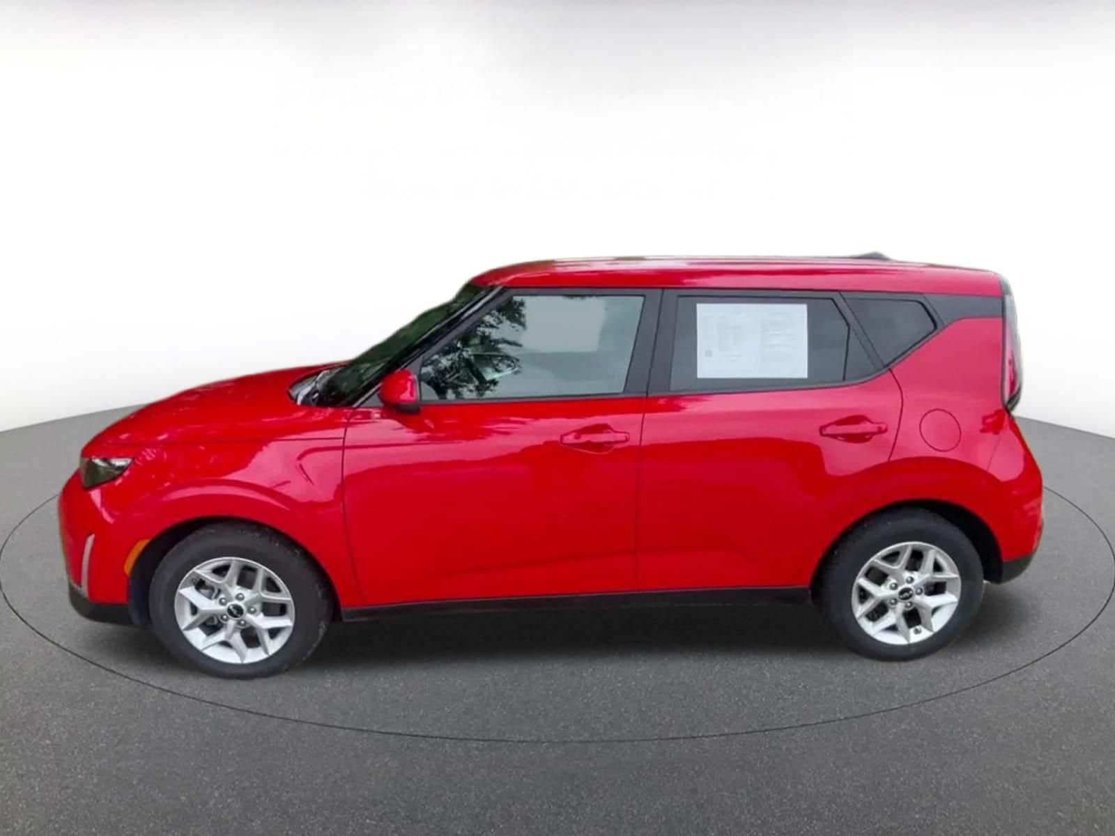 Thumbnail: 2025 Kia Soul - 8