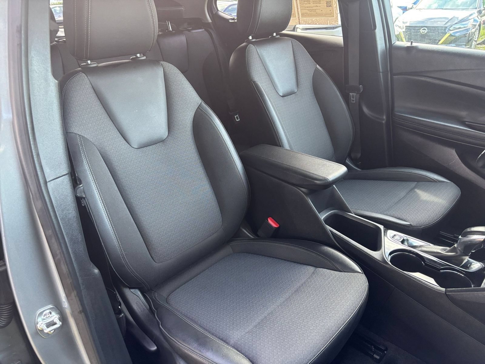 Thumbnail: 2025 Buick Encore GX - 34
