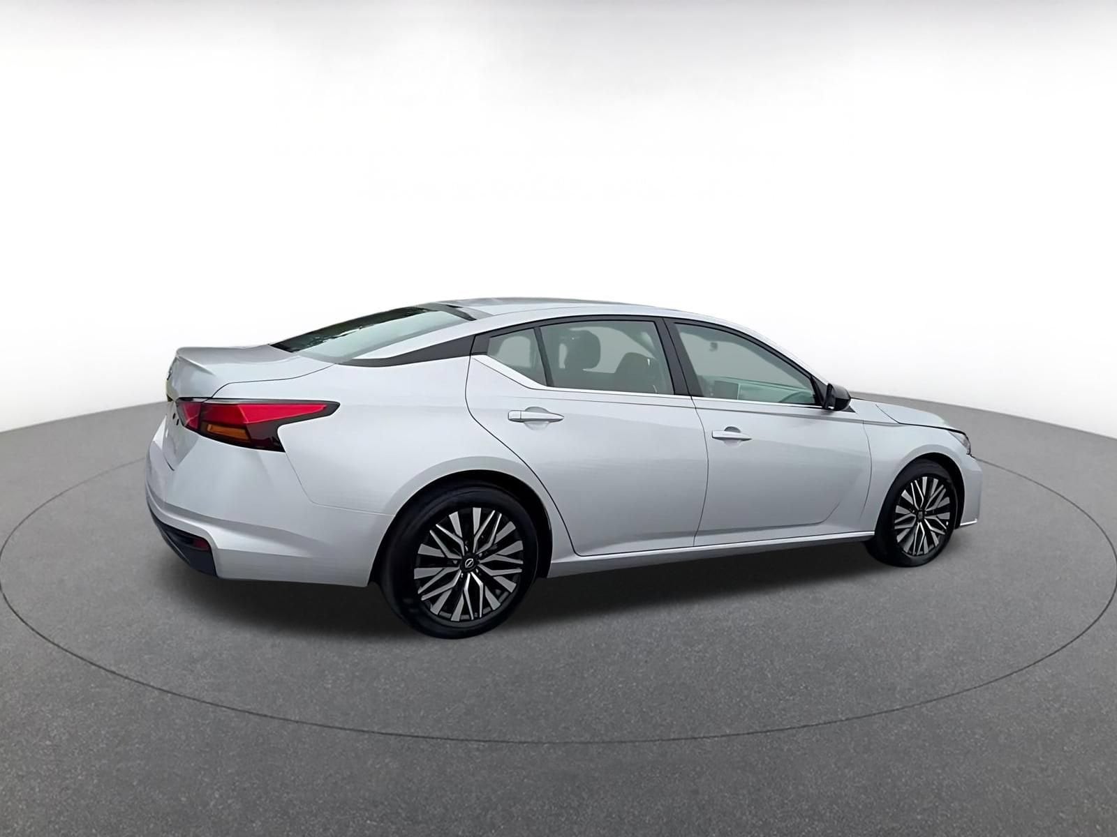 Thumbnail: 2026 Nissan Altima - 14