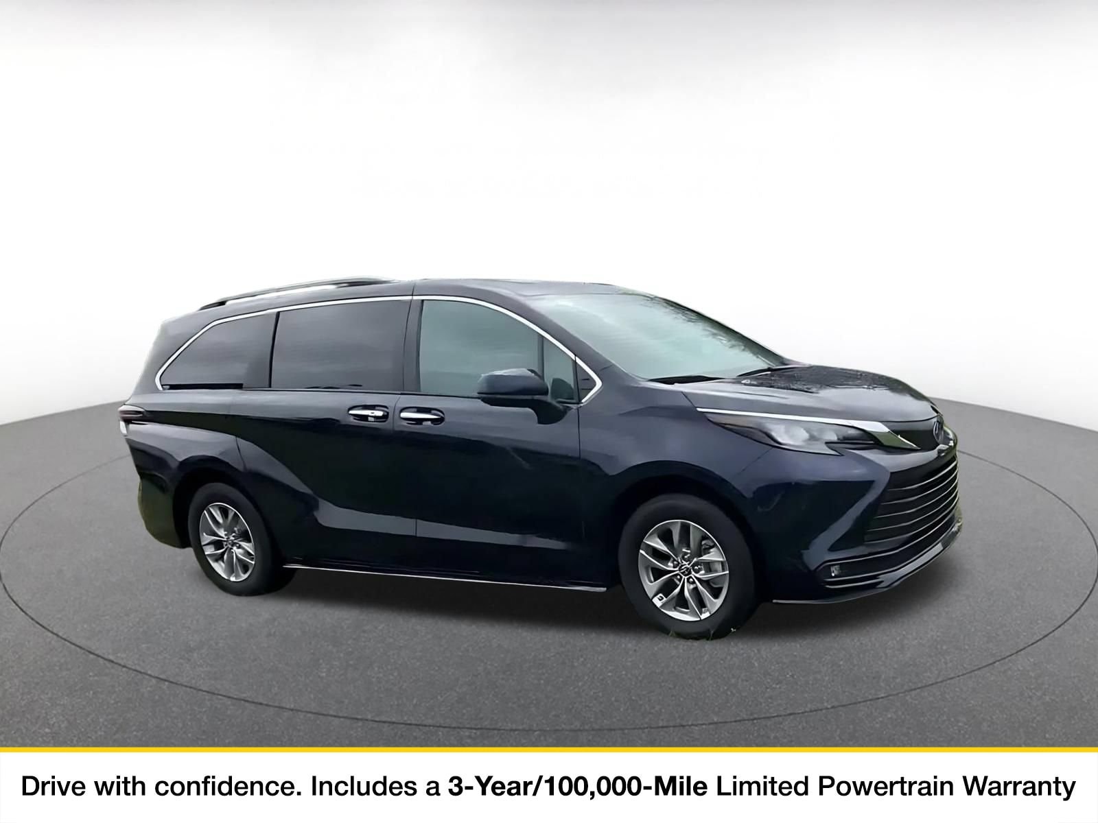 Thumbnail: 2025 Toyota Sienna - 1