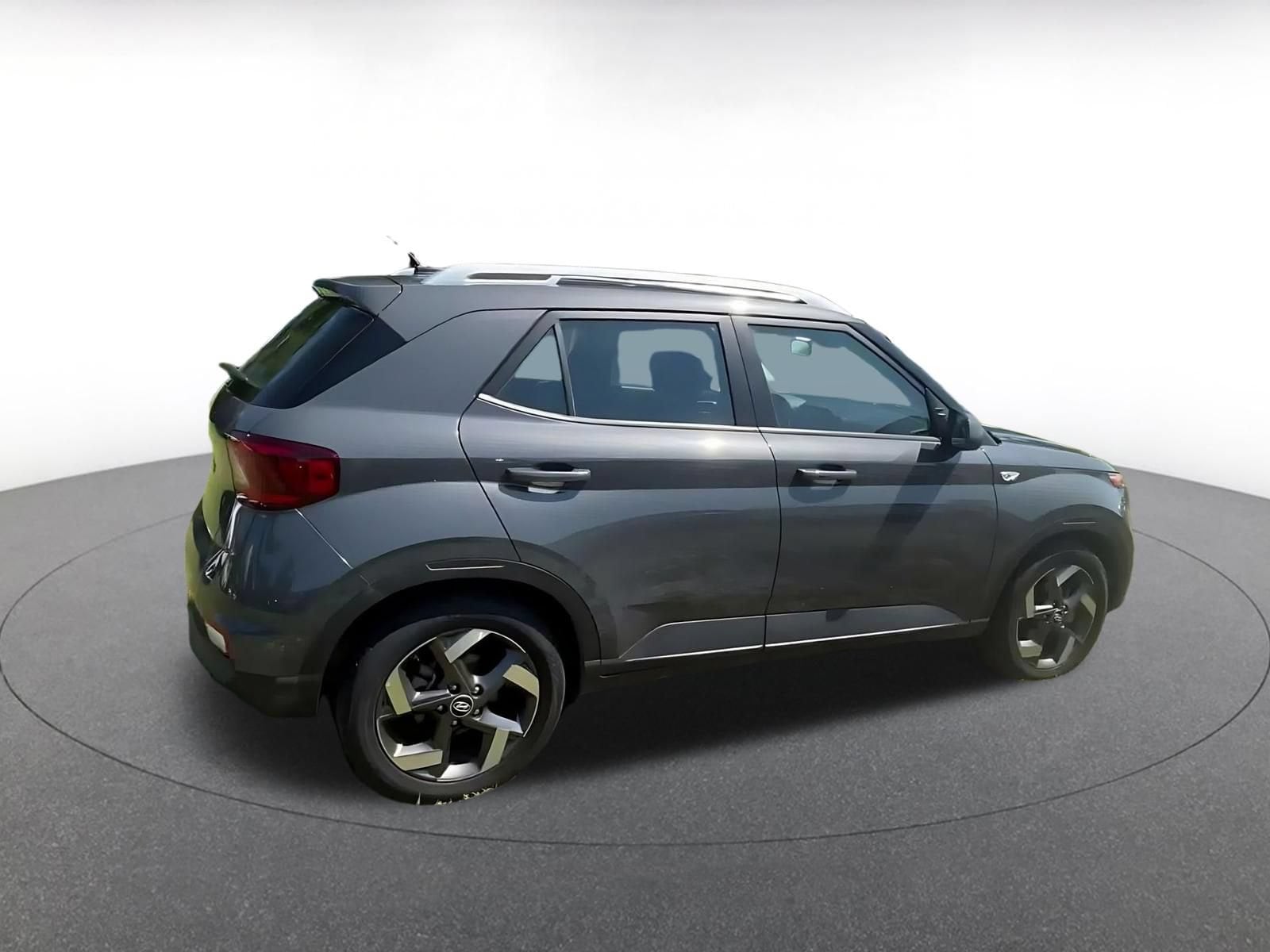 Thumbnail: 2025 Hyundai Venue - 13