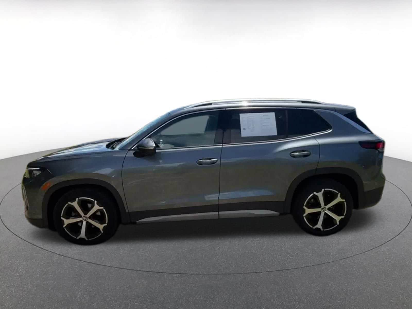 Thumbnail: 2026 Volkswagen Tiguan - 8