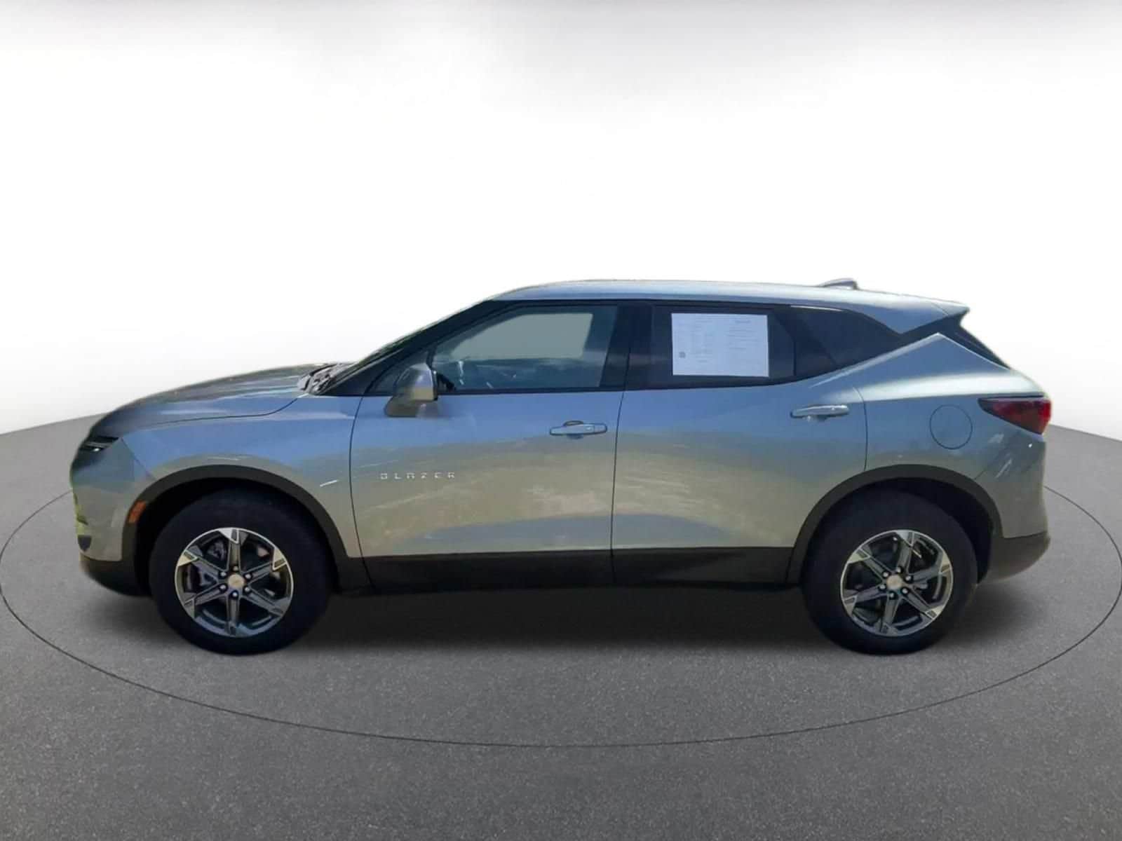 Thumbnail: 2026 Chevrolet Blazer - 8