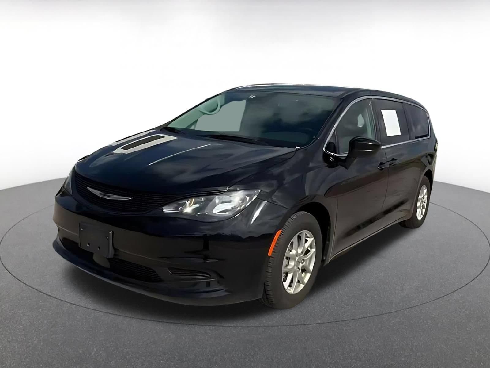 Thumbnail: 2024 Chrysler Voyager - 6