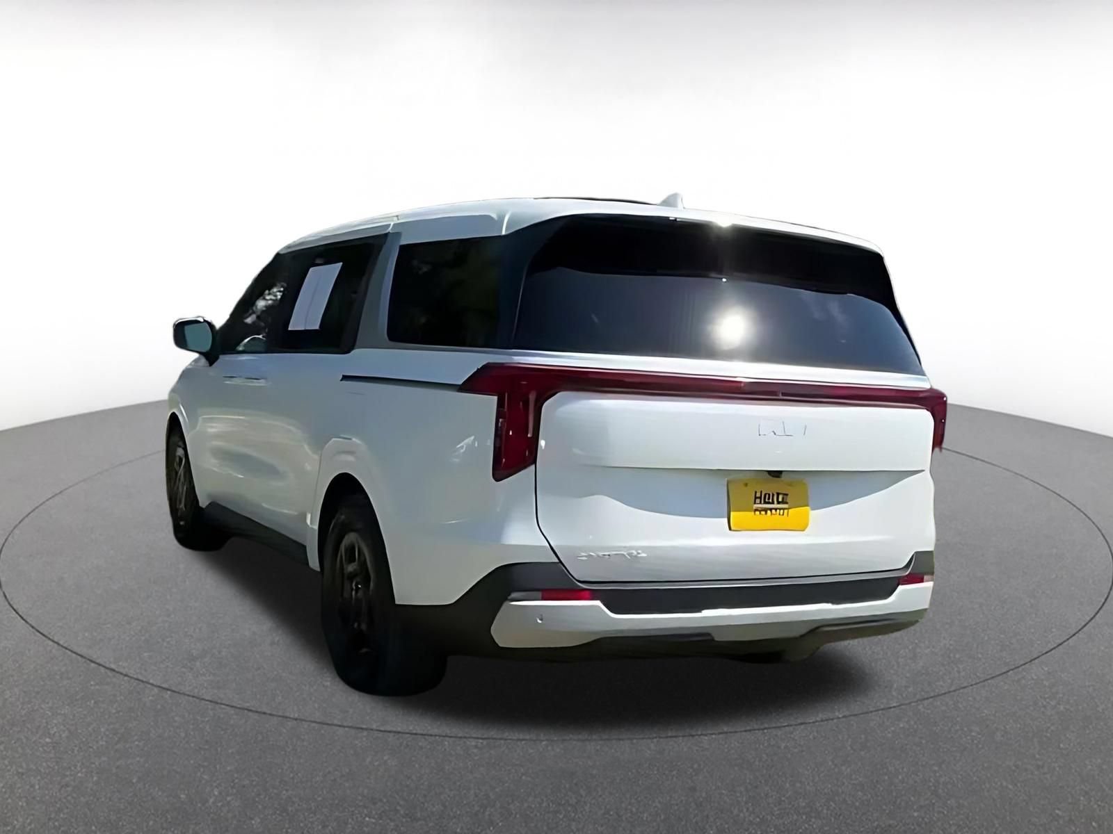 Thumbnail: 2026 Kia Carnival - 10