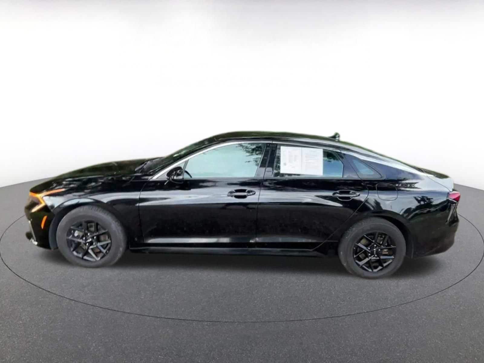 Thumbnail: 2025 Kia K5 - 8