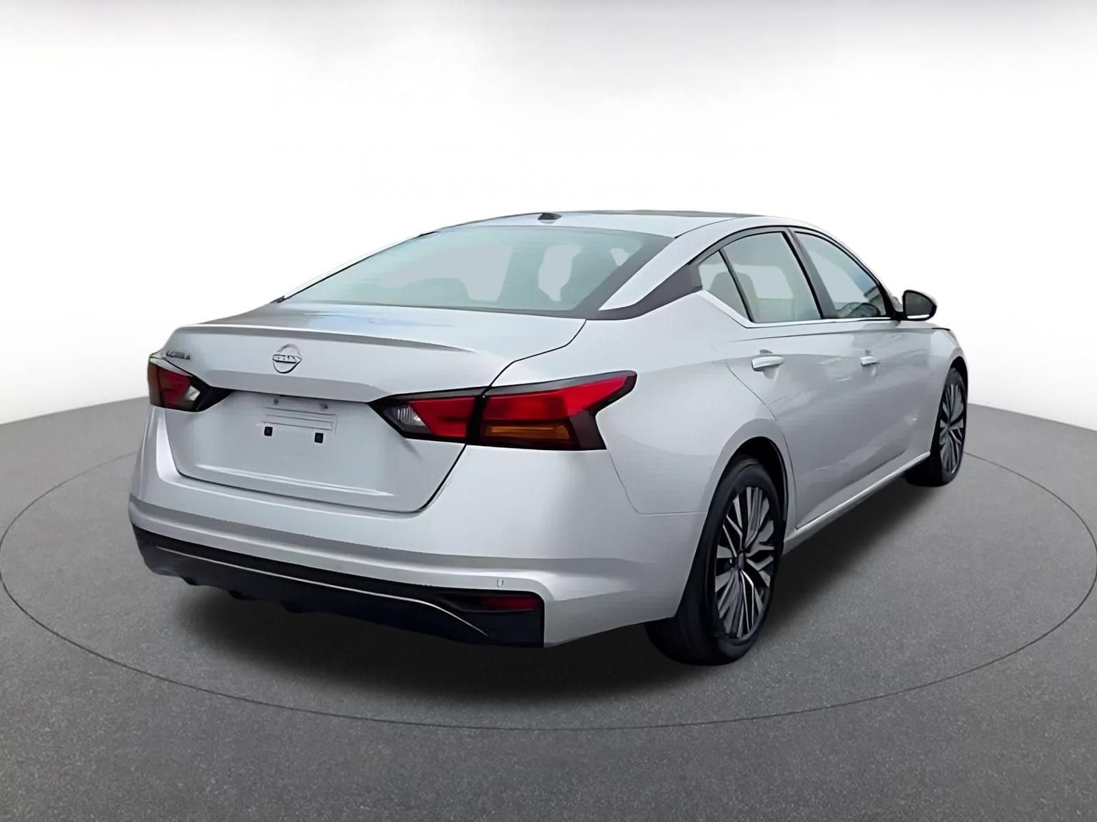 Thumbnail: 2026 Nissan Altima - 13