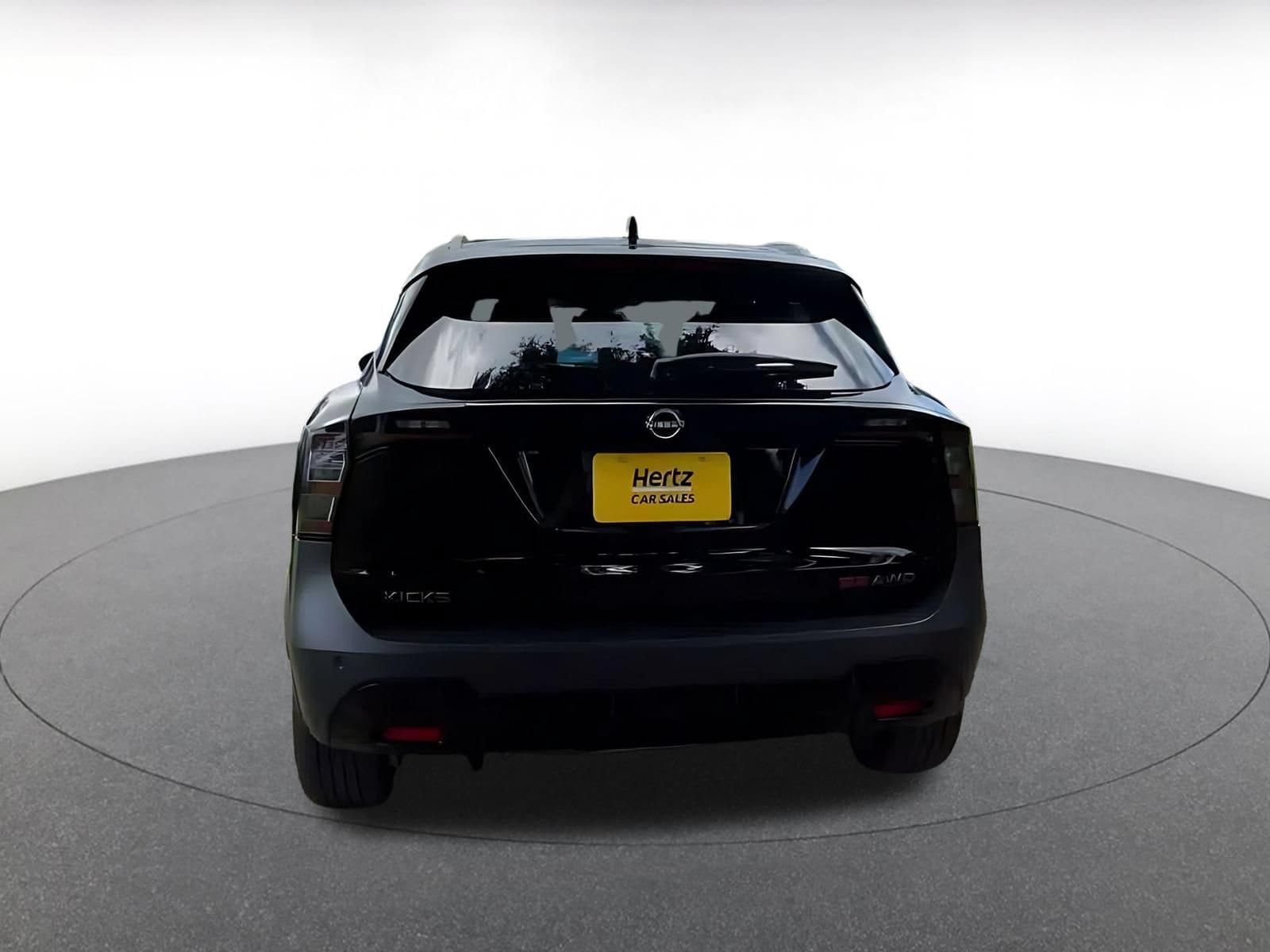 Thumbnail: 2026 Nissan Kicks - 12