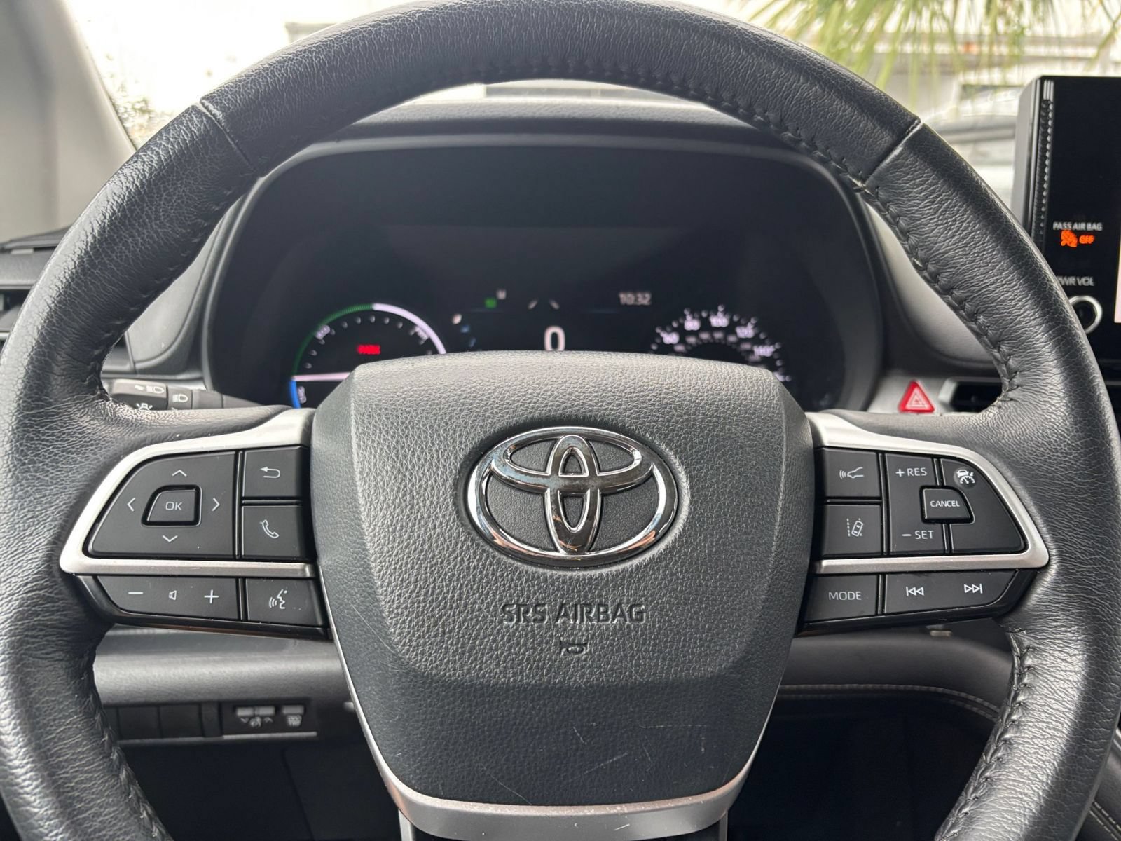 Thumbnail: 2025 Toyota Sienna - 29