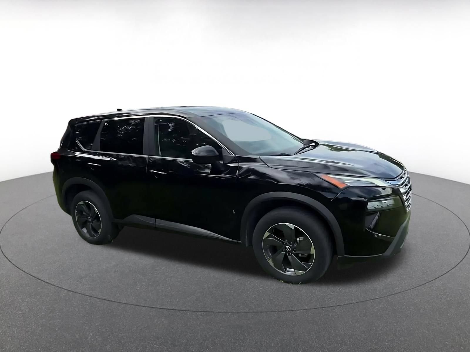 Thumbnail: 2025 Nissan Rogue - 2