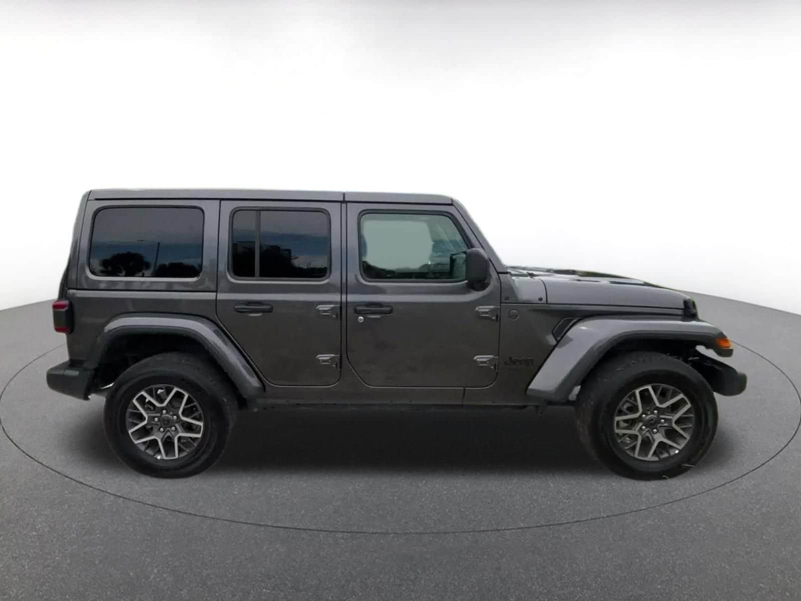 Thumbnail: 2025 Jeep Wrangler - 15
