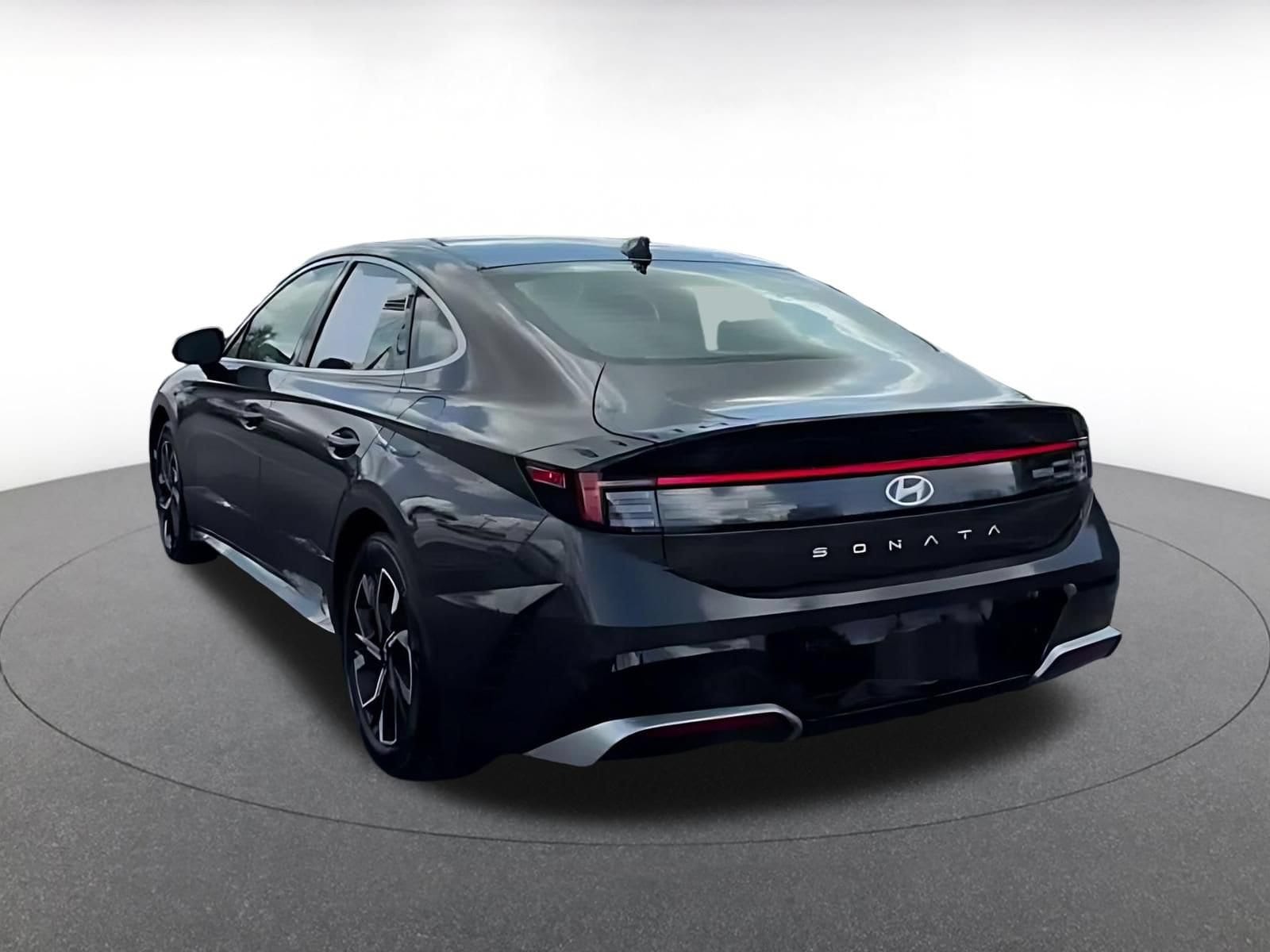 Thumbnail: 2025 Hyundai Sonata - 9