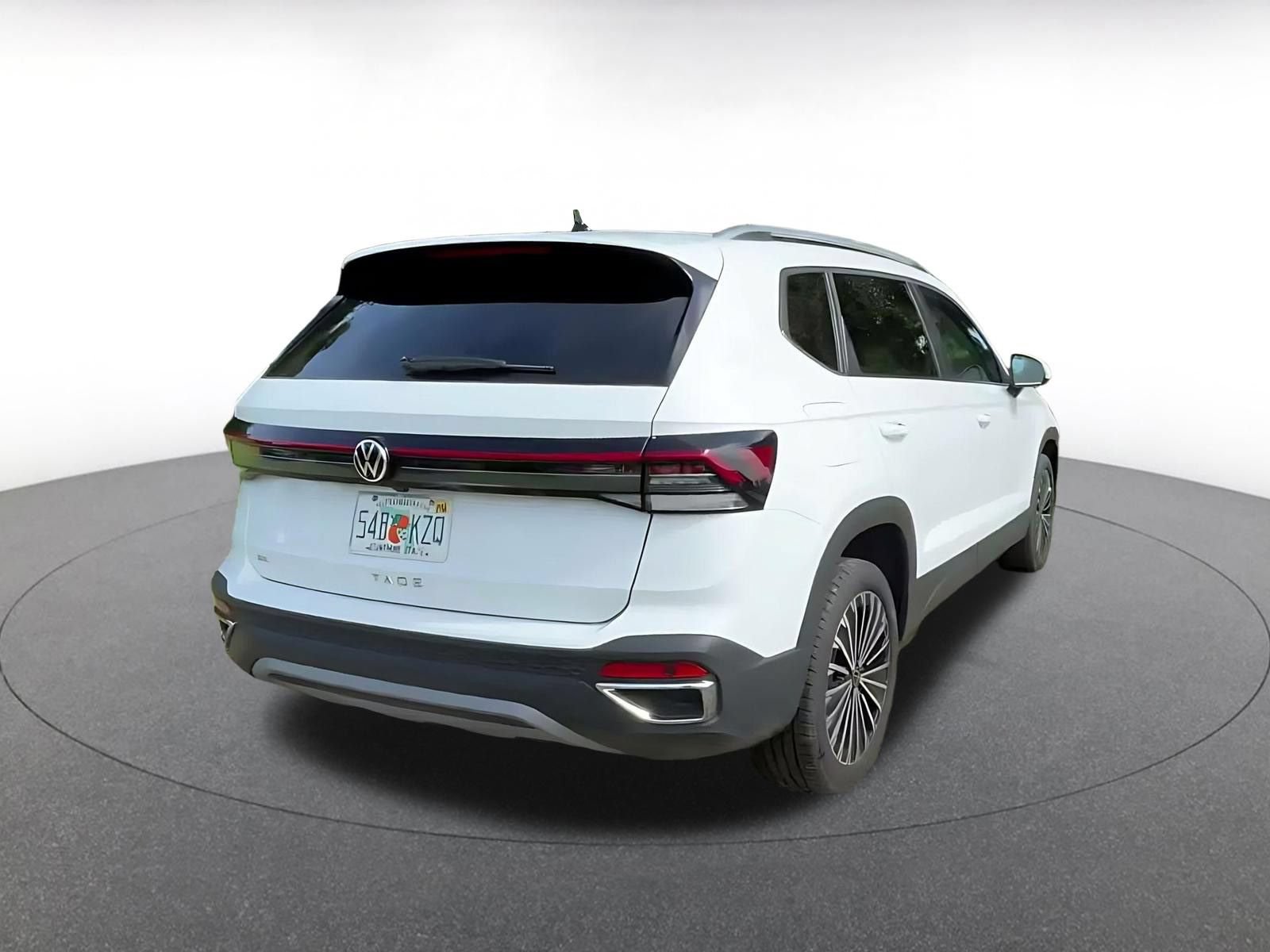 Thumbnail: 2025 Volkswagen Taos - 13