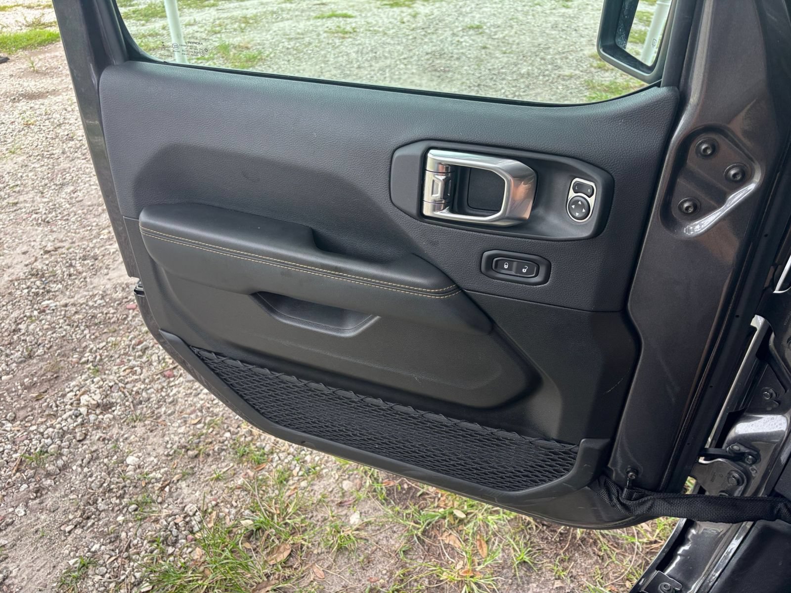 Thumbnail: 2025 Jeep Wrangler - 18