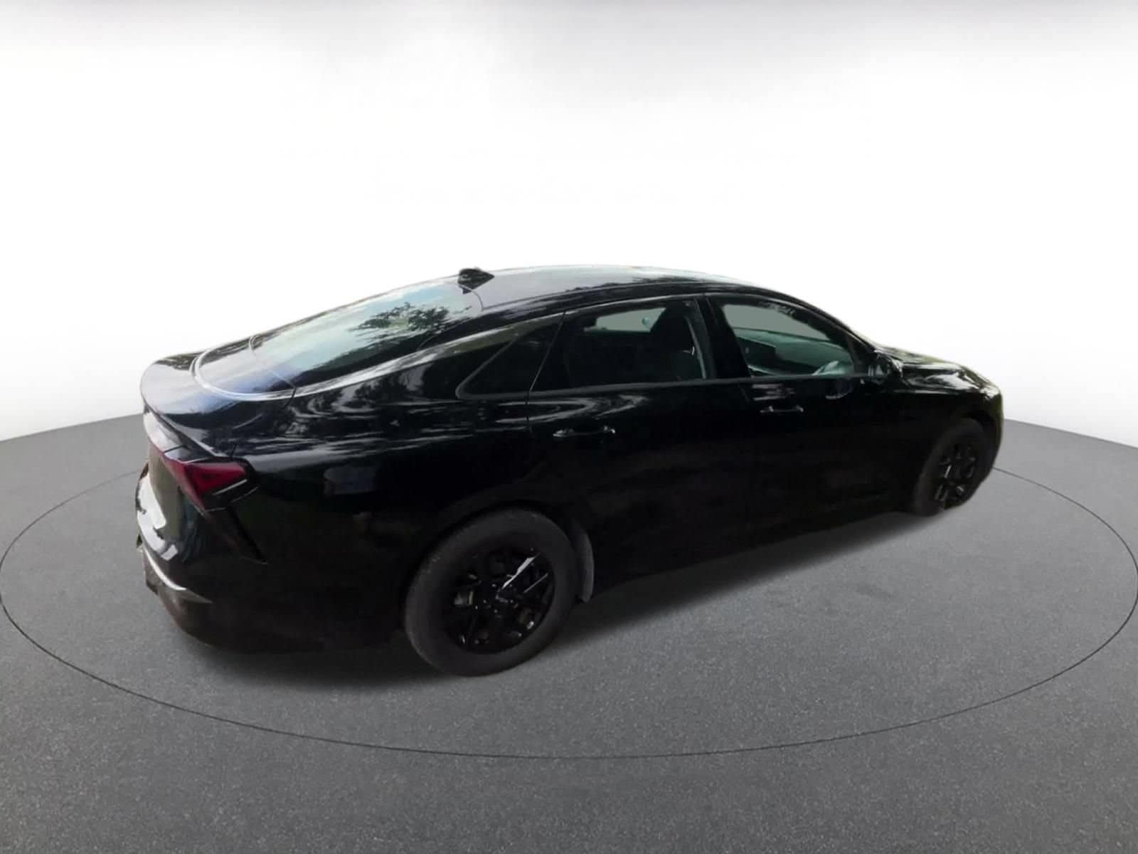 Thumbnail: 2025 Kia K5 - 14
