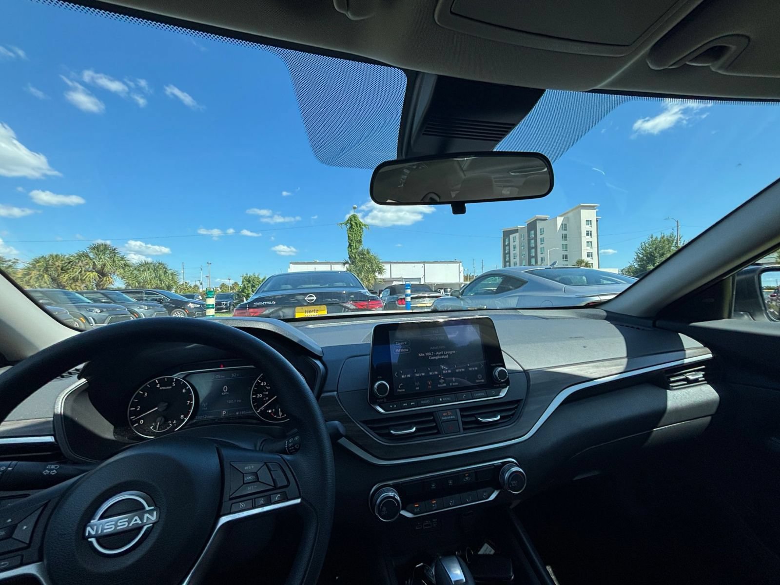 Thumbnail: 2025 Nissan Altima - 32
