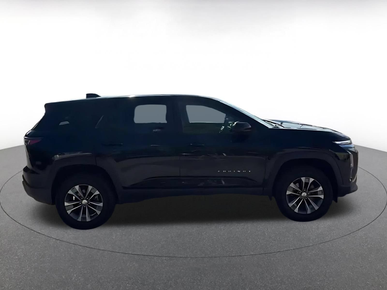 Thumbnail: 2025 Chevrolet Equinox - 15