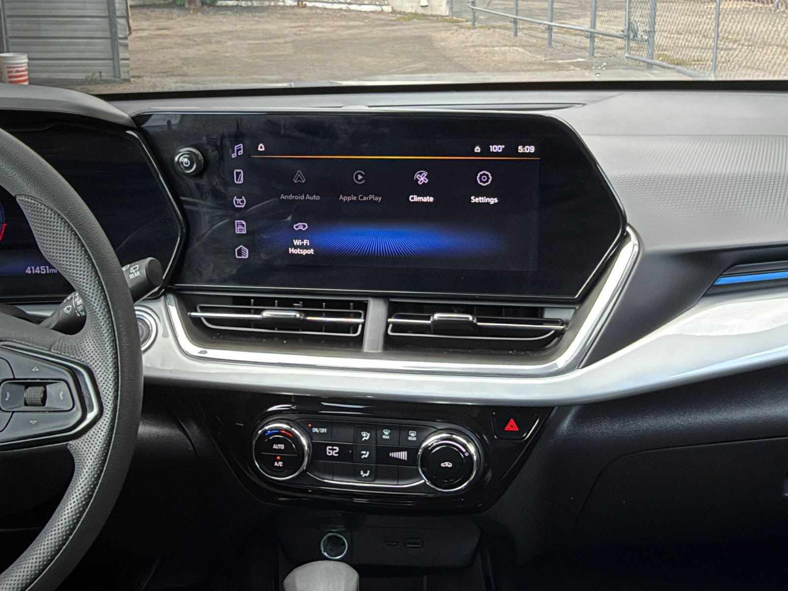 Thumbnail: 2025 Chevrolet Trax - 19