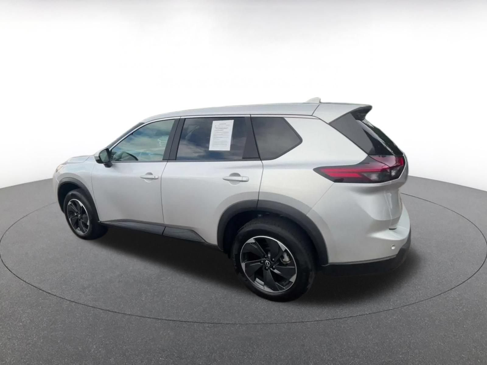 Thumbnail: 2025 Nissan Rogue - 9