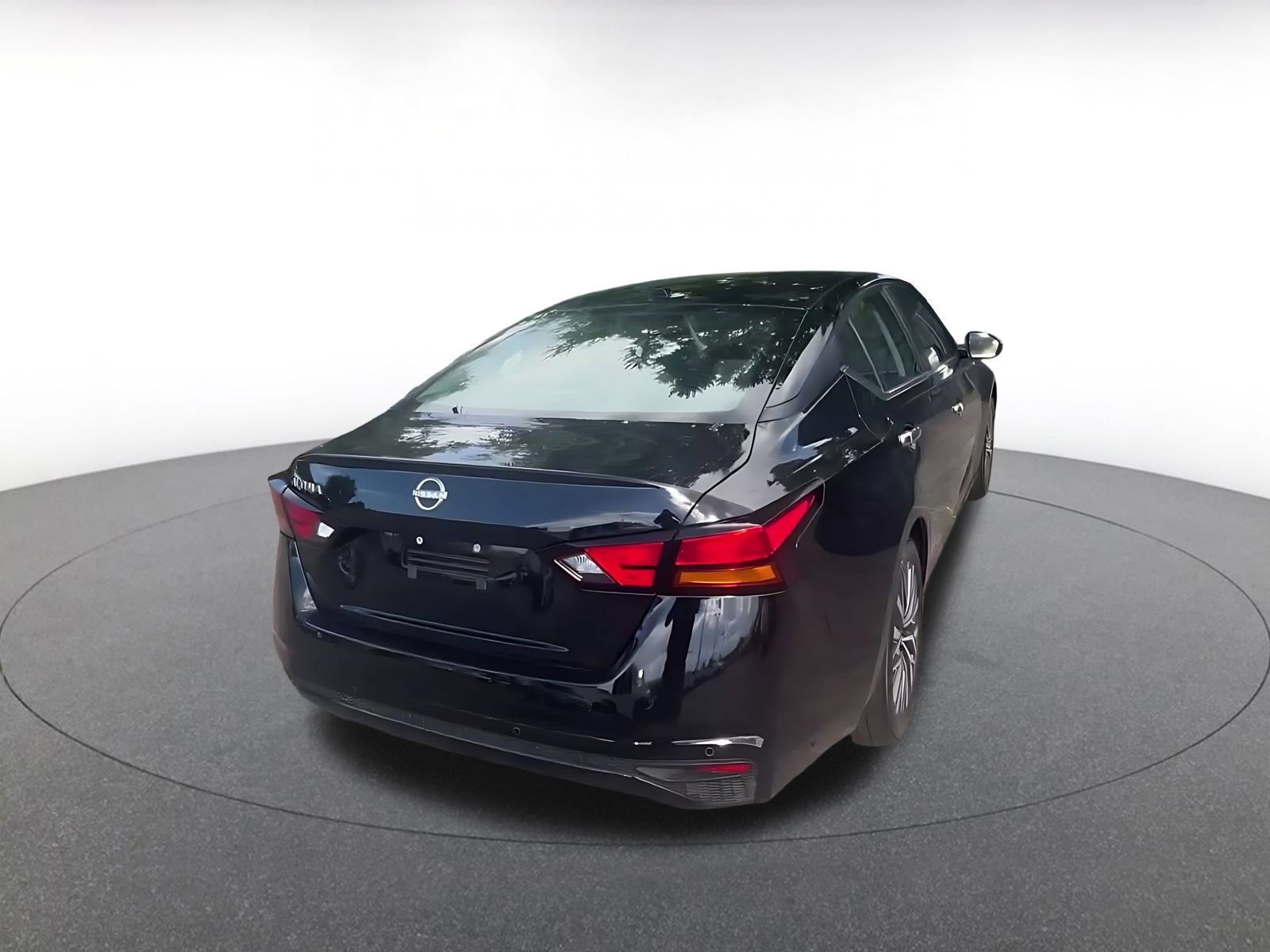 Thumbnail: 2025 Nissan Altima - 14