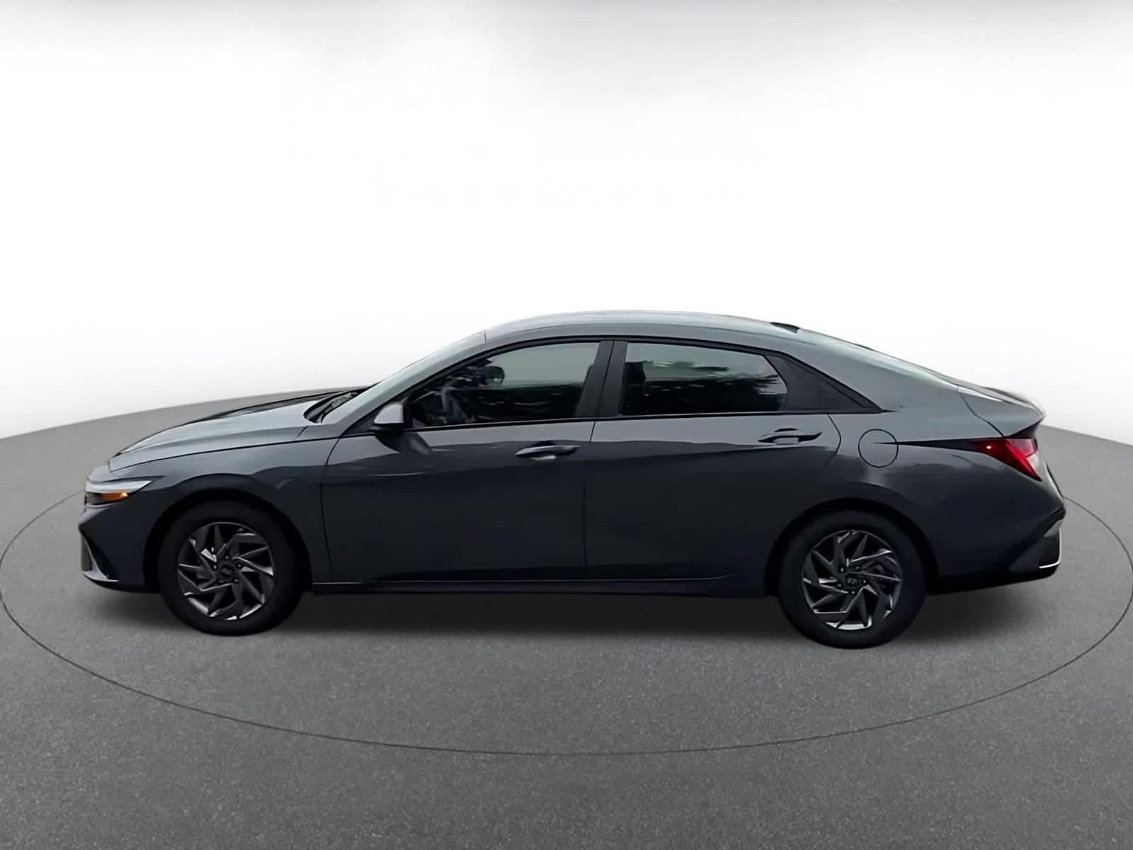 Thumbnail: 2026 Hyundai Elantra - 9